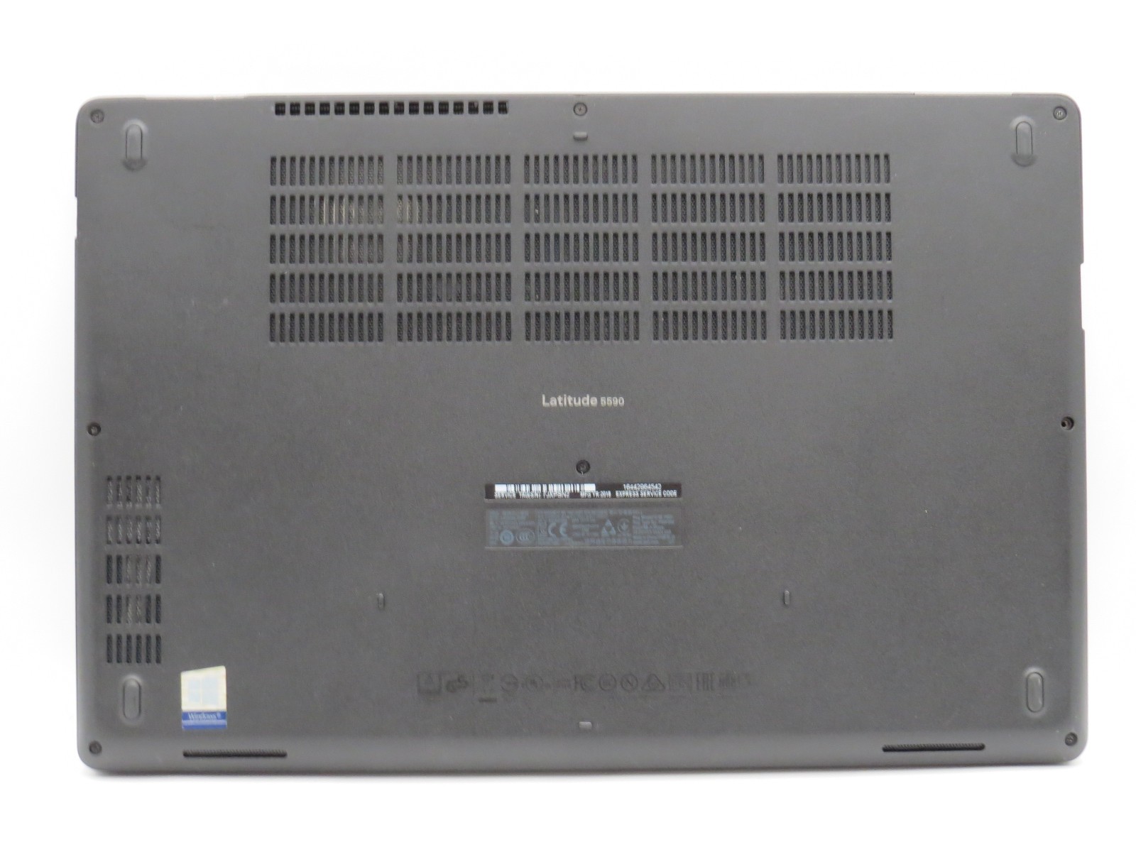 Dell Latitude 5590 | i7-8650U @ 1.9GHz | 8GB DDR4 | 256GB m2 | 15.6″ | No OS