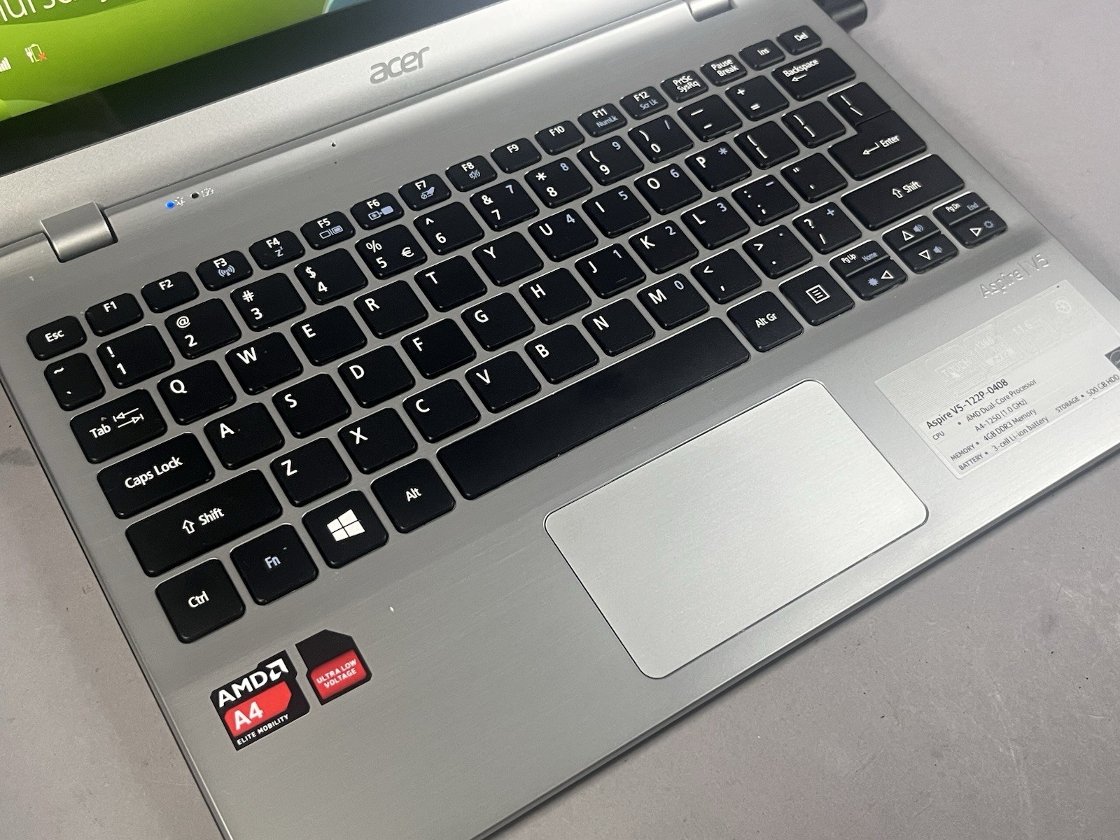 Acer Aspire V5 122p 0408 Laptop AMD Dual-Core A4-1250 4 GB Storage 11.6″ Screen