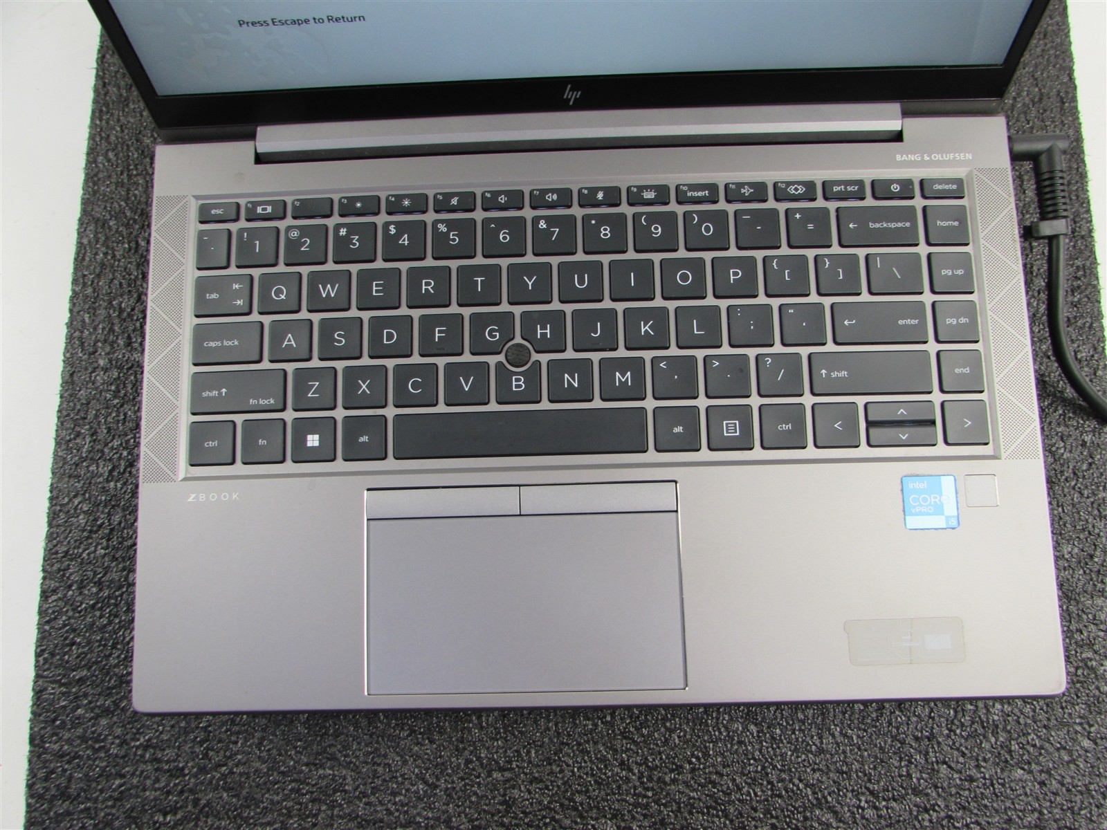 HP ZBOOK FIREFLY 14 (G8) 1920X1080 FHD I5-1145G7 512GB SSD 16GB RAM NO O.S