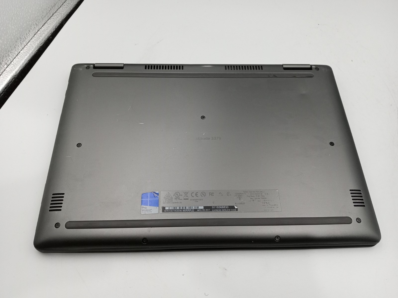Dell Latitude 3379 13.3″ 2in1 Laptop Intel i3-6006U 4GB RAM 128GB SSD Windows 11