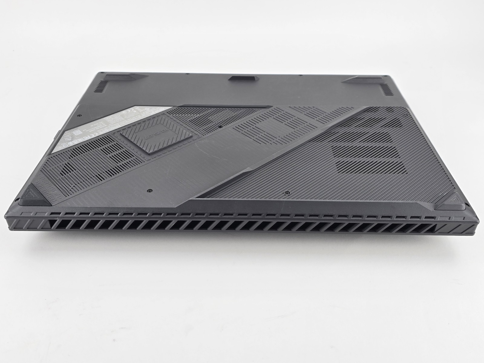 ASUS ROG Strix G18 QHD+ 240Hz (Core i9-14900HX, 32GB, 2TB SSD, RTX 4080) – Used