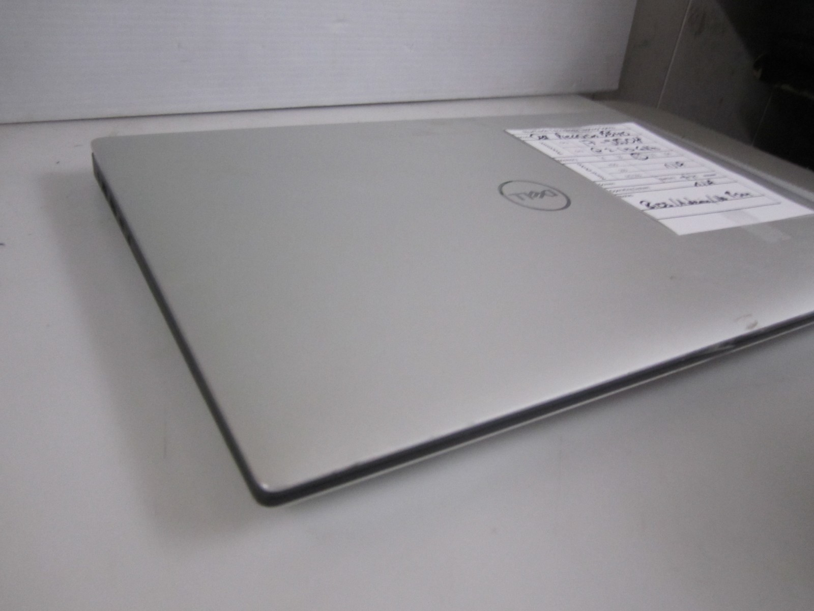 Dell Precision 5540 i7-9850H 16GB 2.60GHZ NO OS/HDD/AC LAPTOP BIOS