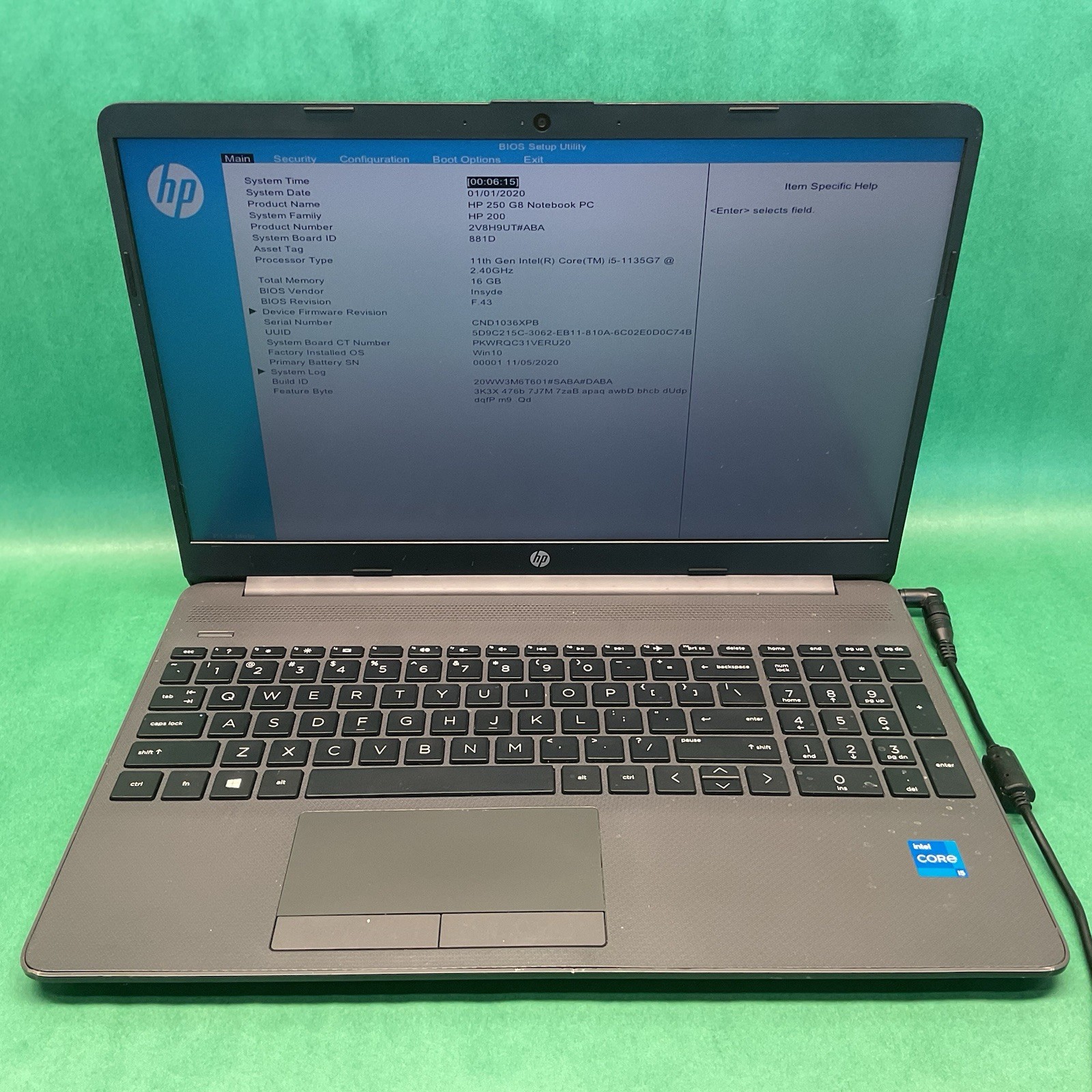 HP NoteBook 250 G8 Core i5-1135G7 – Powers On – NO HARD DRIVE- Untested