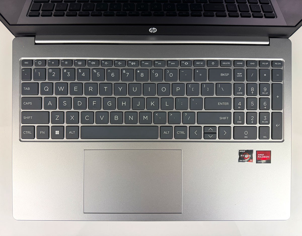 HP 15z-fc000 Ryzen 5 7530U, 8GB, 512B SSD 15.6″ W11 Home Laptop – Used, Working