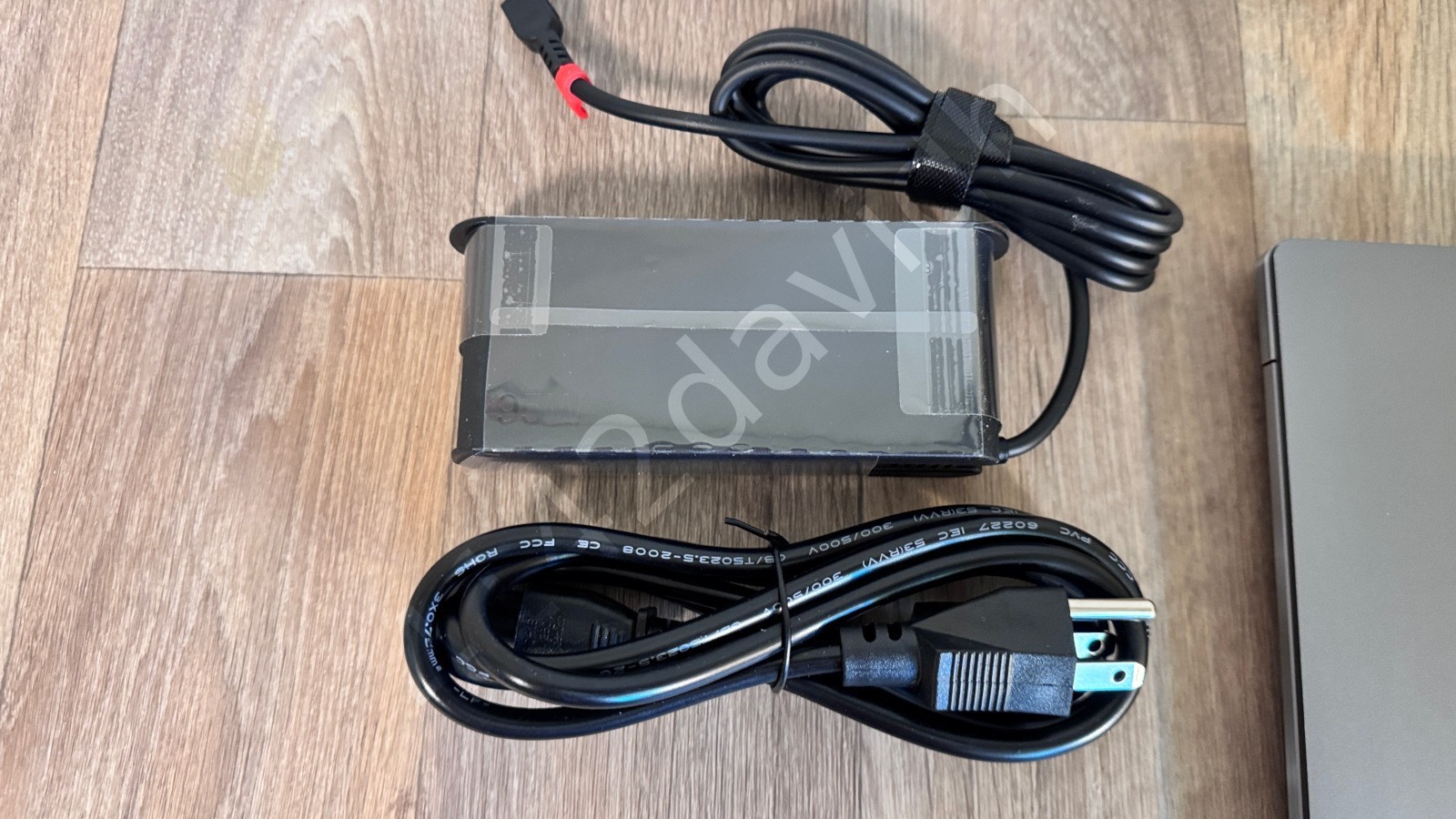 Lenovo ThinkBook 13x G4 IMH Ultra 9 185H Arc 2.8k Touch 512GB 32GB 98ttHealth