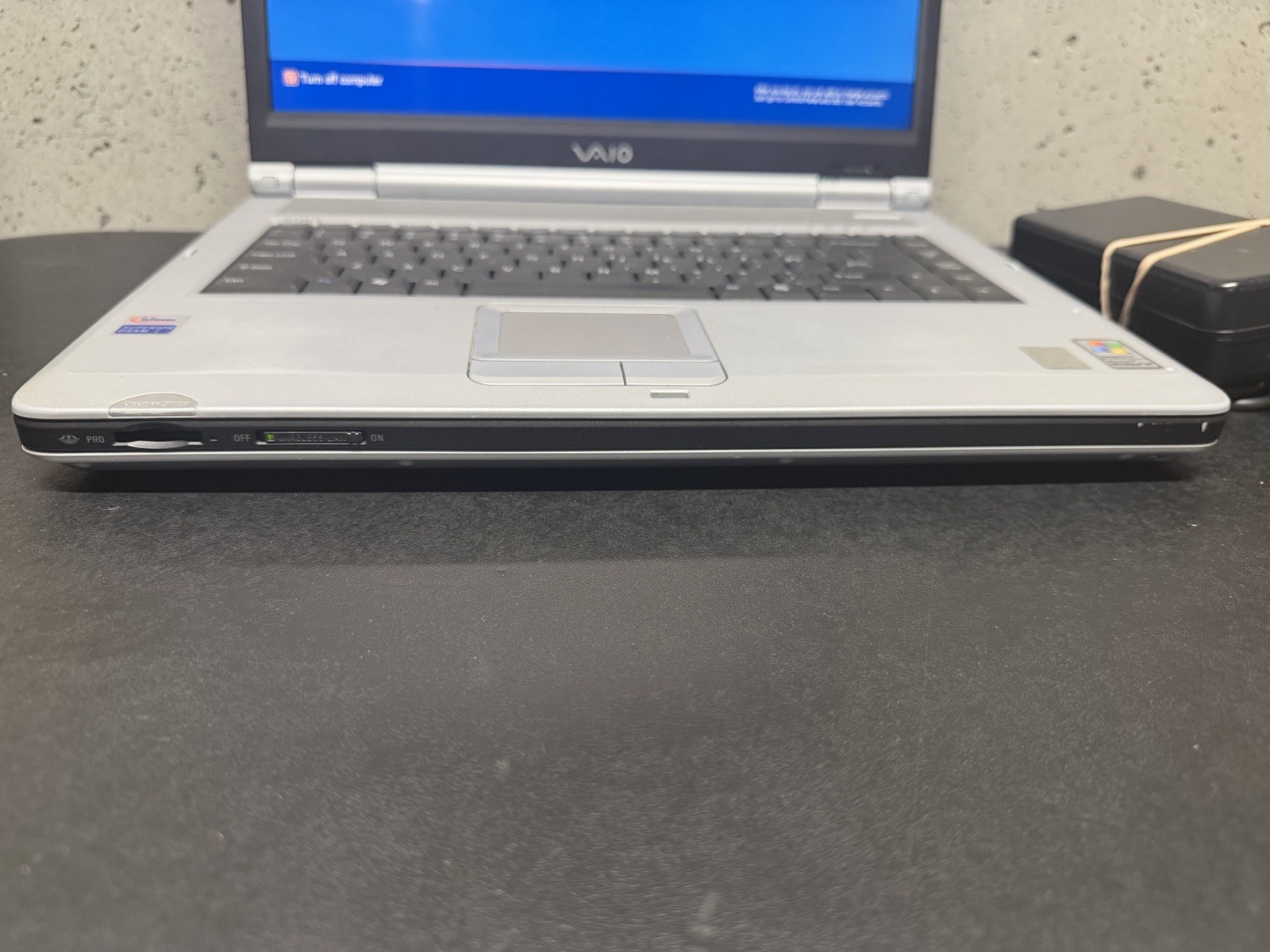 Sony VAIO 15.4” Laptop Intel Pentium 4 3.06GHz 512MB RAM PCG-K33/PCG-9S1L READ