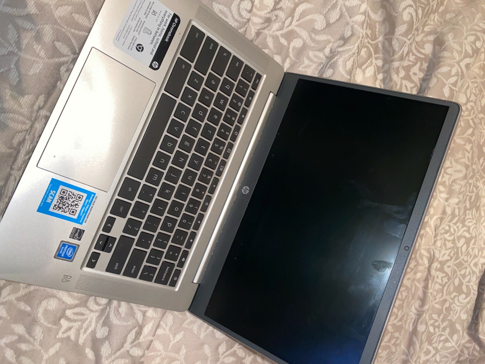 HP Chromebook 14a-na0031wm 14 inch (64GB, Intel Pentium, 2.70GHz, 4GB) 