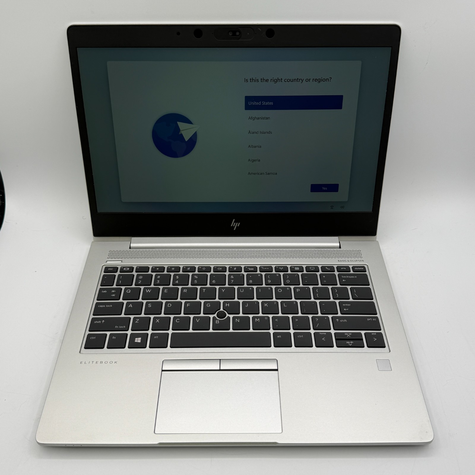 HP EliteBook 735 G5 13.3″ Ryzen 7 Pro 2700U 8GB 512GB SSD Win 11 Pro Good