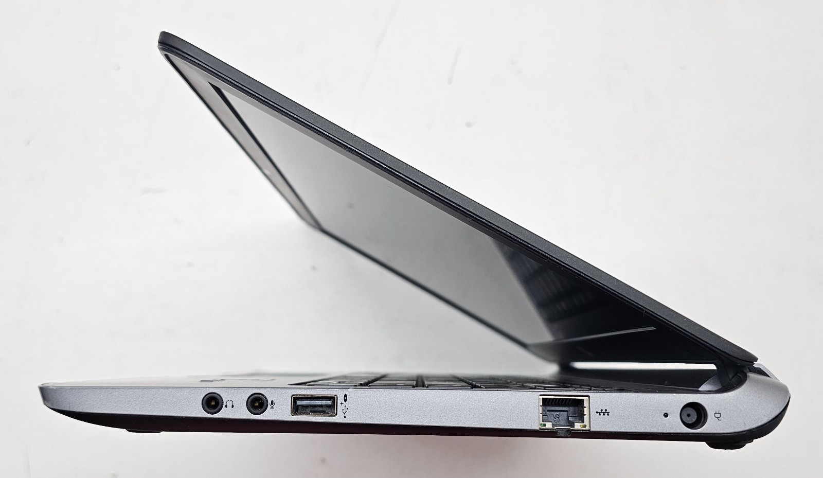 HP ProBook 430 G1 14″ Laptop Intel Core i3 4GB Ram NO HD/OS/POST (FL)