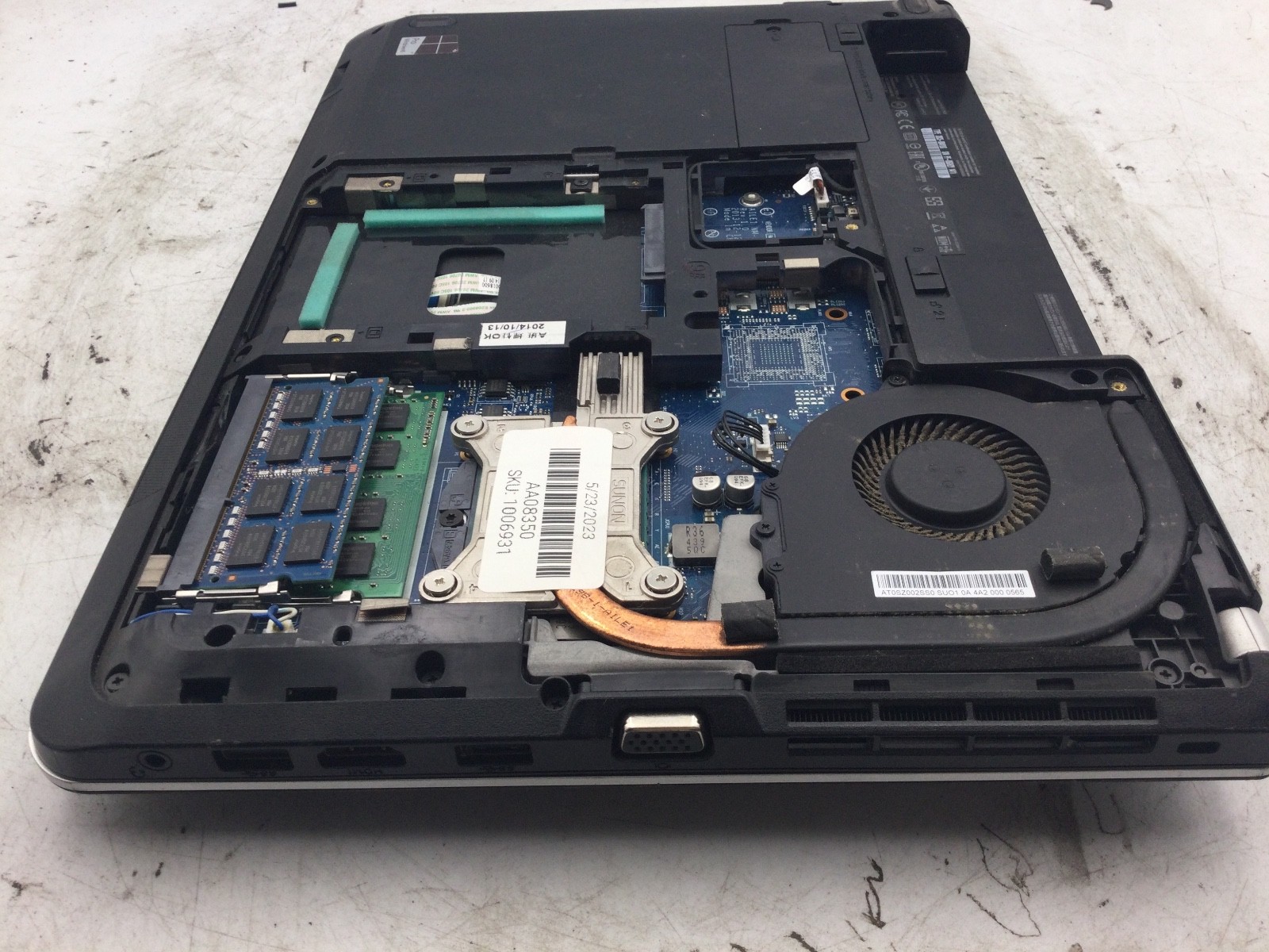 LENOVO THINKPAD E440 – BOOTS TO BIOS – INTEL 15 4200 – 8GB RAM – 14″ – READ – BB