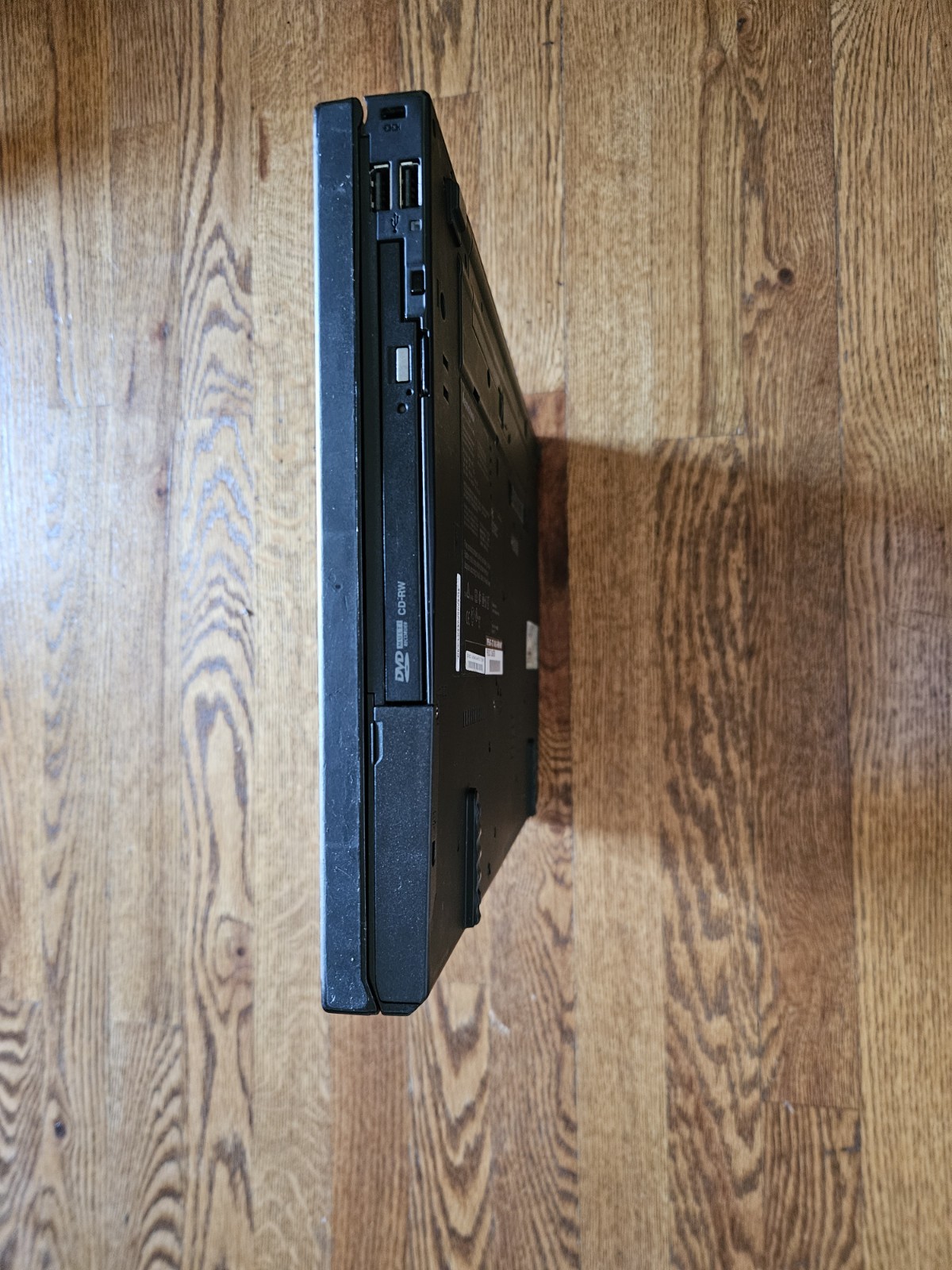 Lenovo ThinkPad T61p Laptop No boot For parts