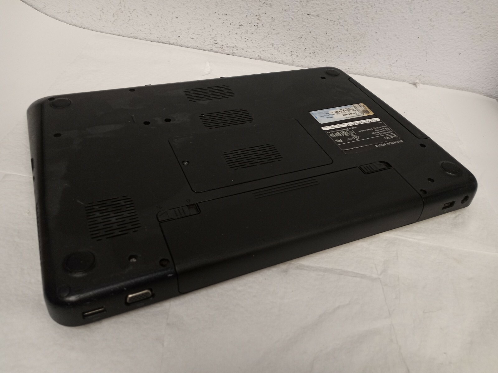 Dell Inspiron N5010 15″ Laptop Intel Core i3 M380 2.53GHz 8GB 320GB HDD Win10