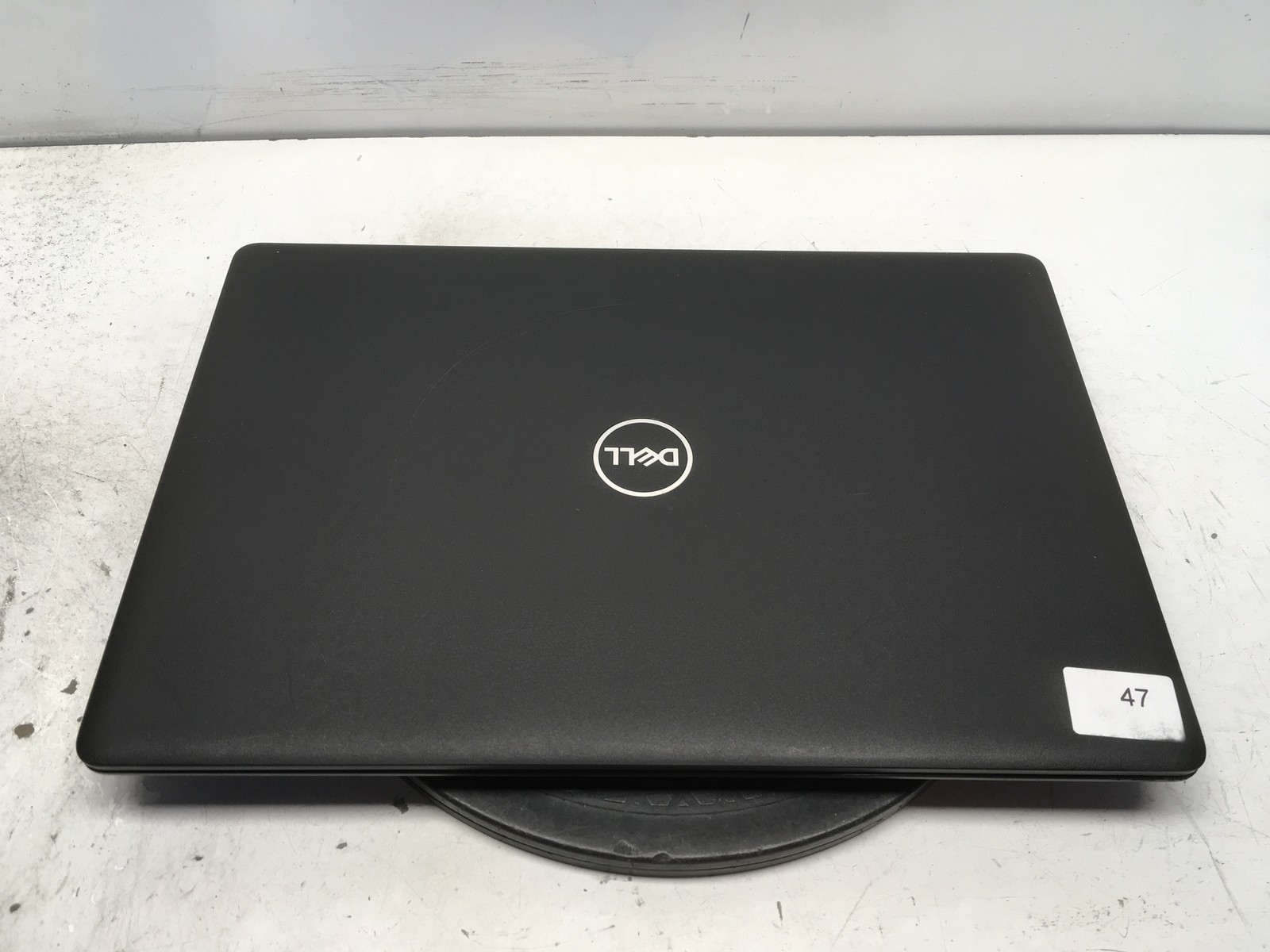 Dell Latitude 3590 Intel i3-7020U 2.3GHz 8 GB NO HDD No Batt