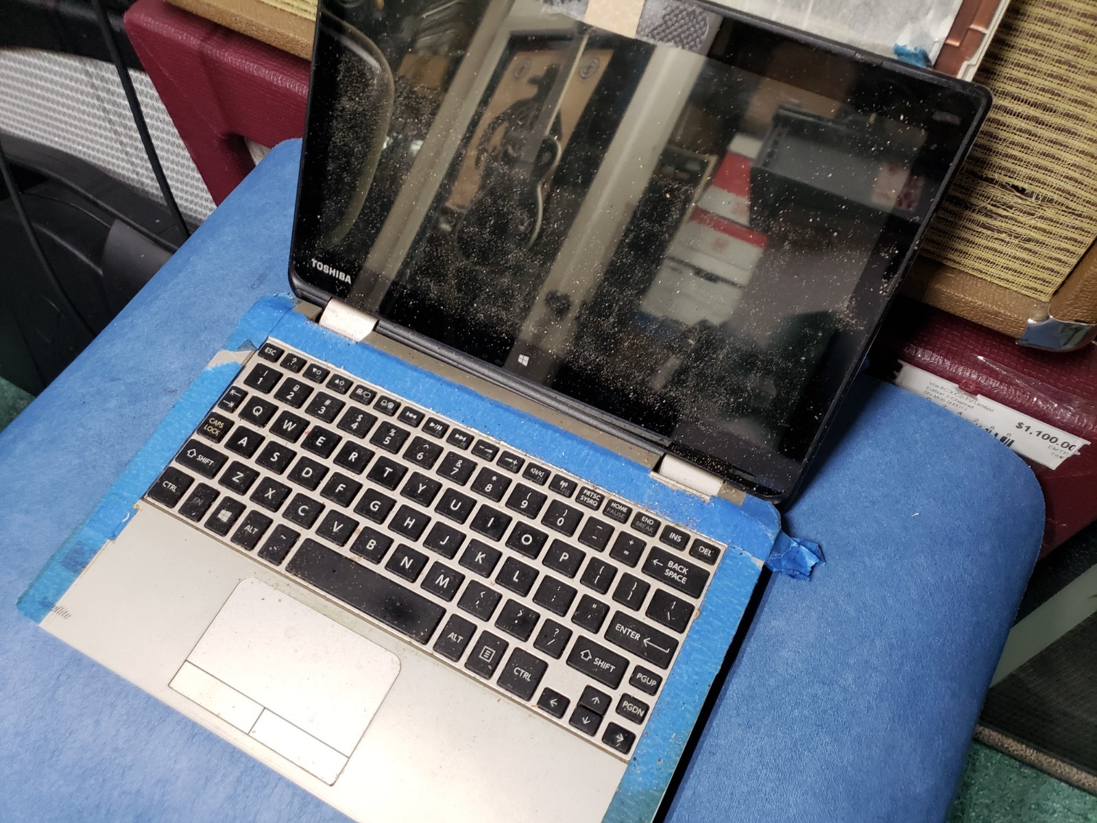 Toshiba Satellite Radius 11 L15W-B1302 Laptop damaged and dirty for parts
