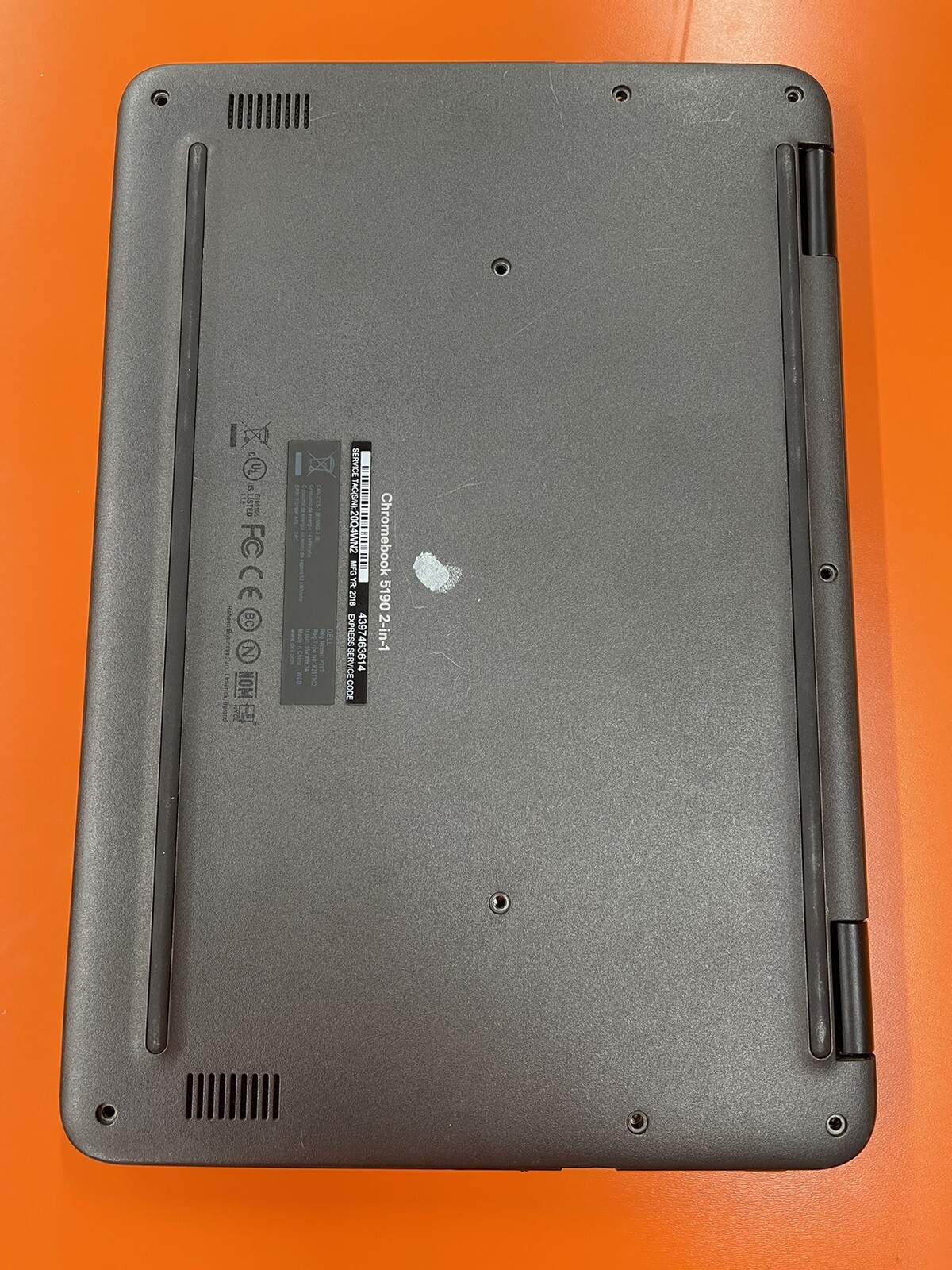 Dell P28T 5190 2-in-1 Chromebook For Parts
