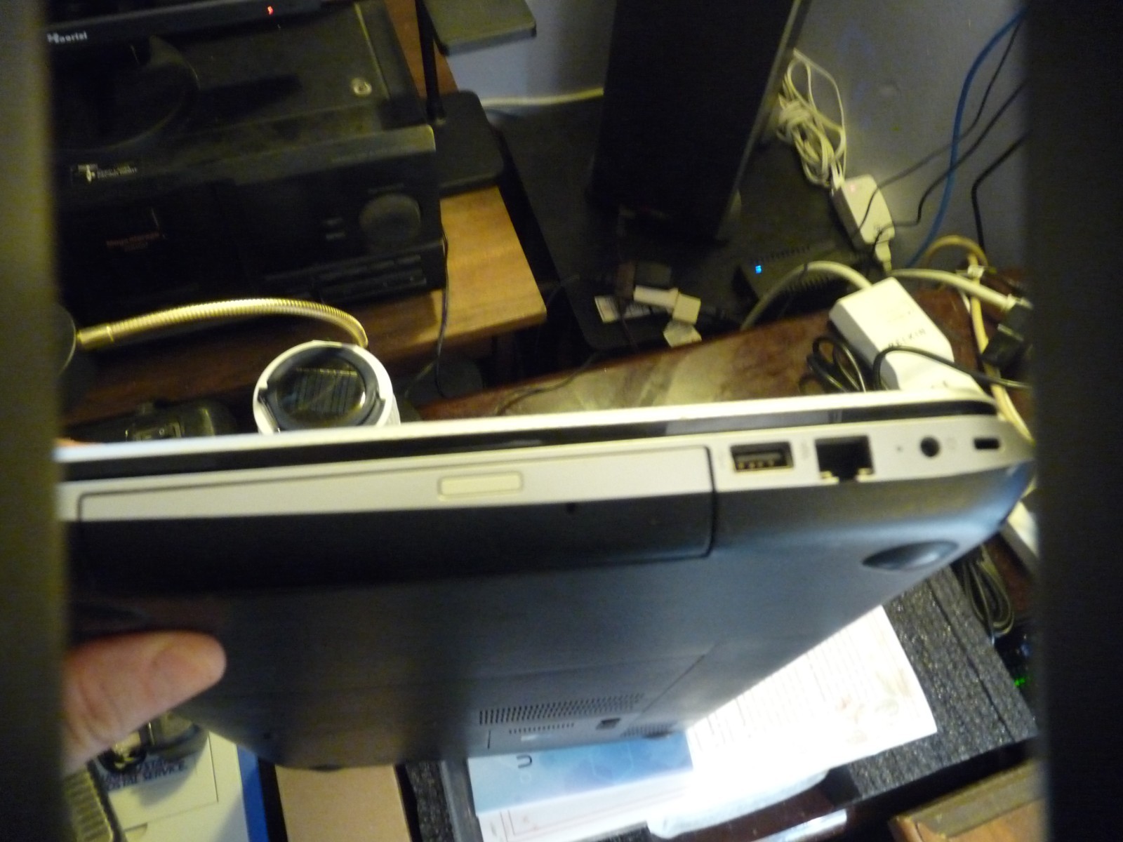 HP Pavilion 17-E117DX 8 GB RAM, 500 GB HDD, CORE I3 (as is) read description