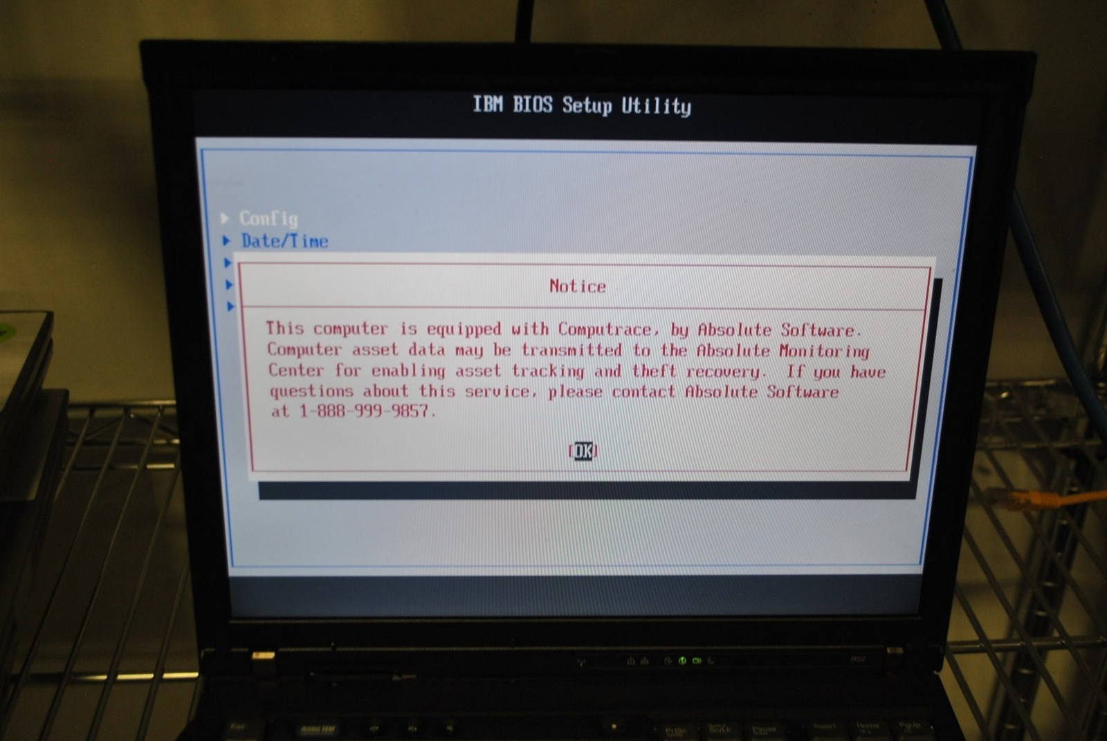 IBM ThinkPad R52 Laptop Intel Pentium M 1.86GHz 512MB 40GB HD No PSU