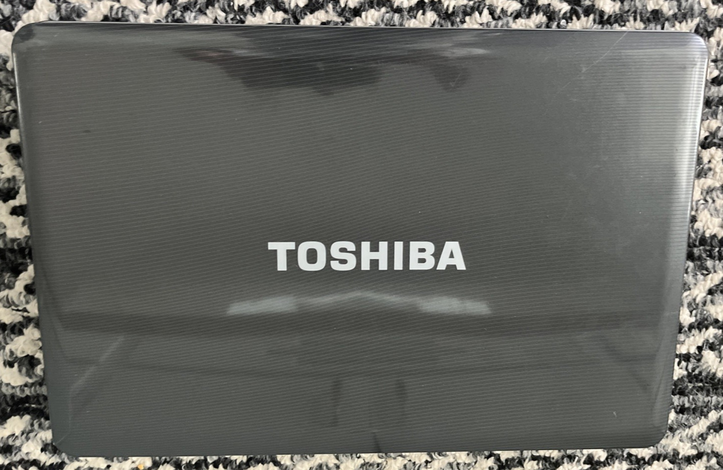 Toshiba Satellite L500 PSLU9U-01200G 15.6-Inch Laptop i5