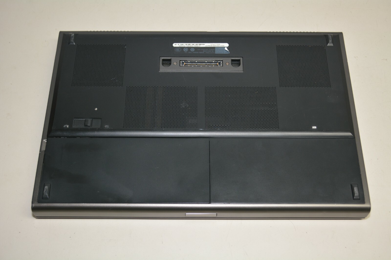 Dell Precision M4700 i7-3520 @ 2.9GHz 4GB Ram No HD #W196