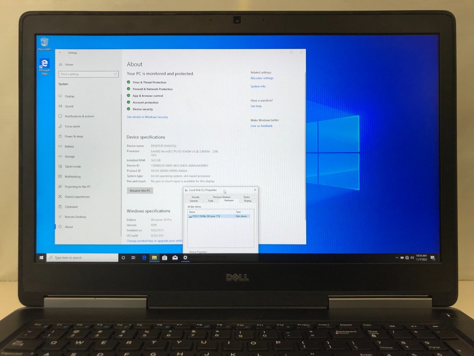 Dell Precision 7720 / 17.3″ / Intel Xeon E3-1545M V5 2.9GHz / 16GB RAM / 1TB SSD