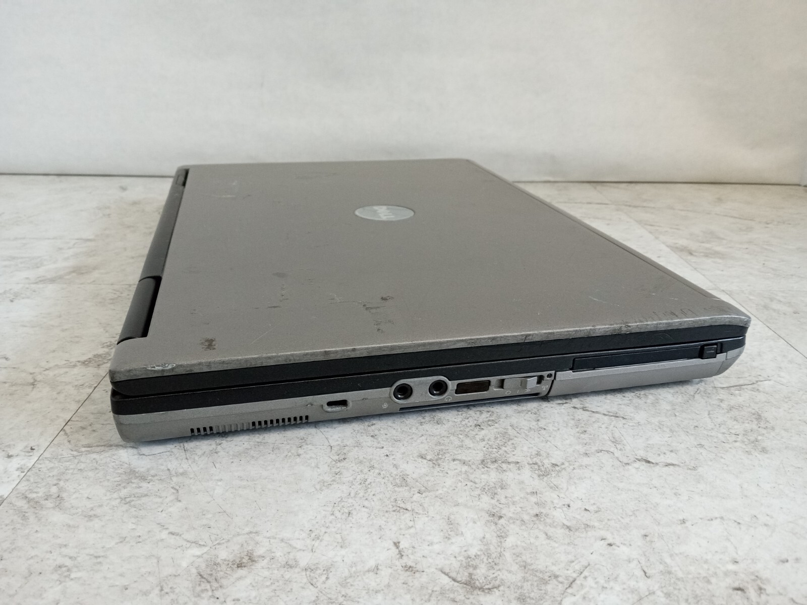 Dell Latitude D620 14″ Laptop Intel Core Duo 2GB RAM 80GB XP RS232 *C-GRADE* -RR