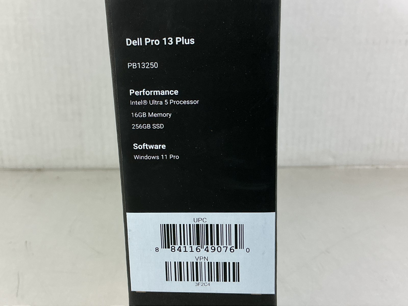 Dell Pro 13 Plus PB13250 13.3″ Ultra 5 235U vPro 16GB 256GB SSD W11P – 3F2C4