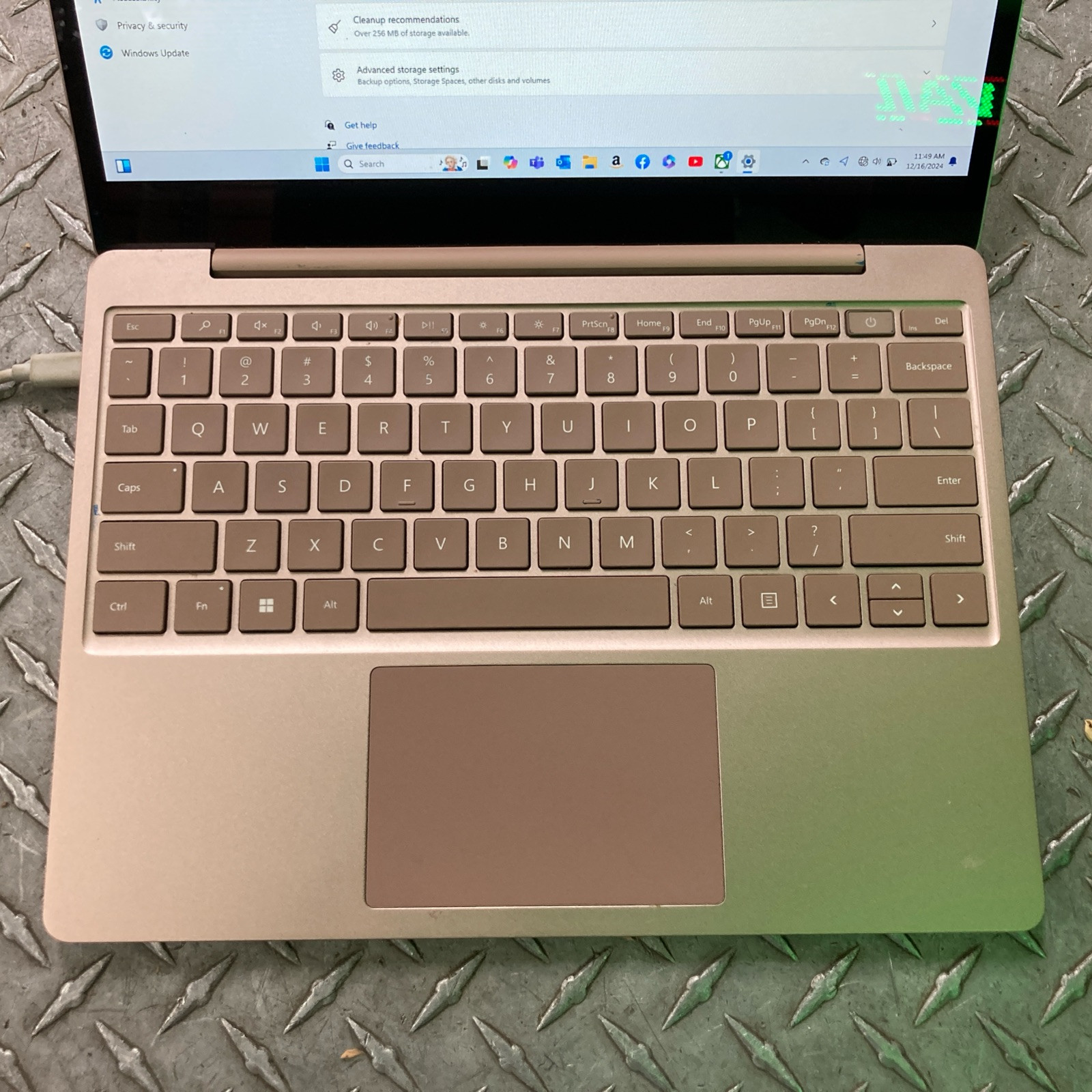 Microsoft Surface Go 2 2013 Core i5-1135G7@2.4GHz 8GB RAM 128GB SSD Win 11 home