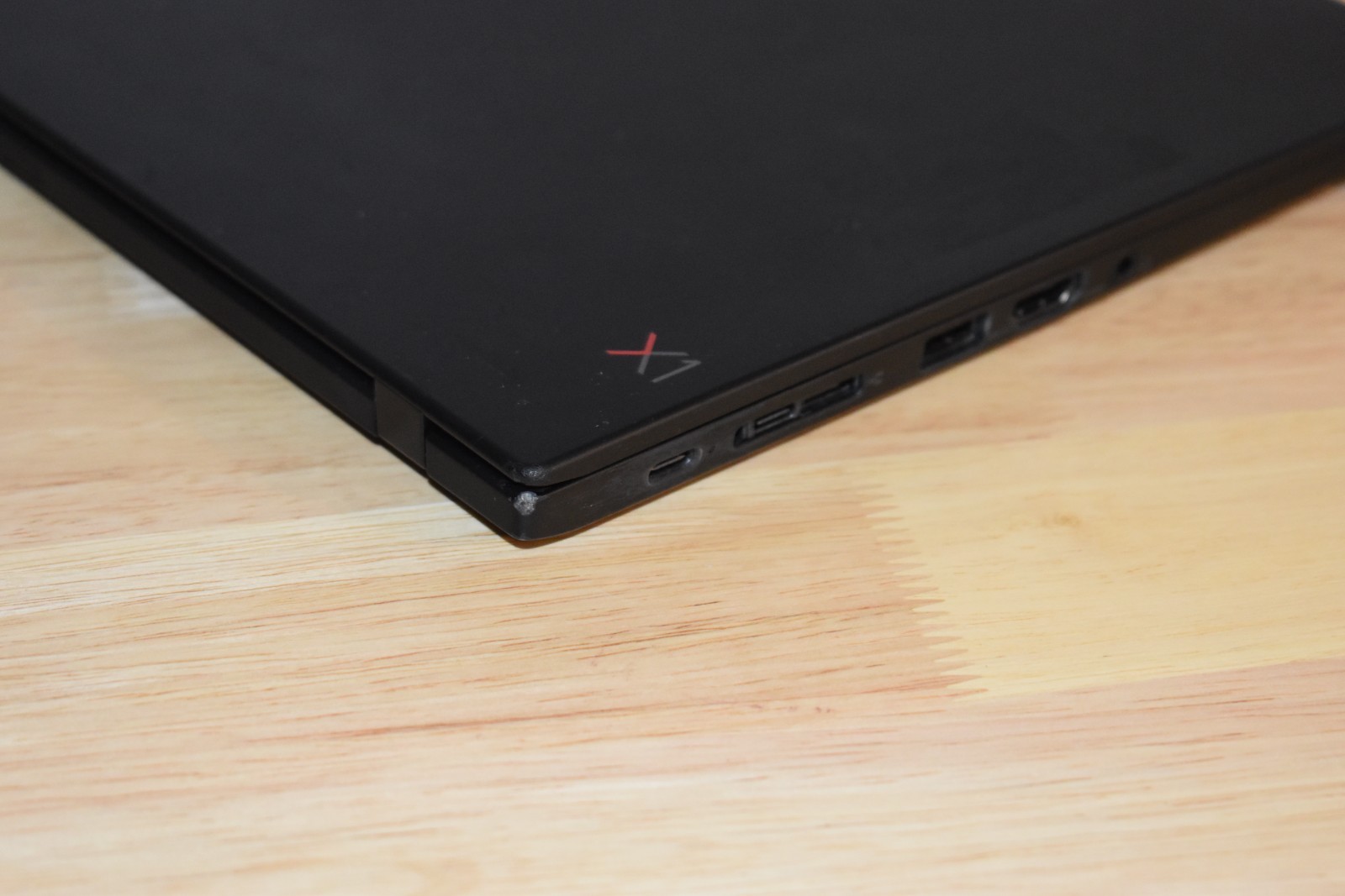Lenovo ThinkPad X1 Carbon 7th Gen i7-8565U 16GB RAM WQHD 2560×1440 Windows 11