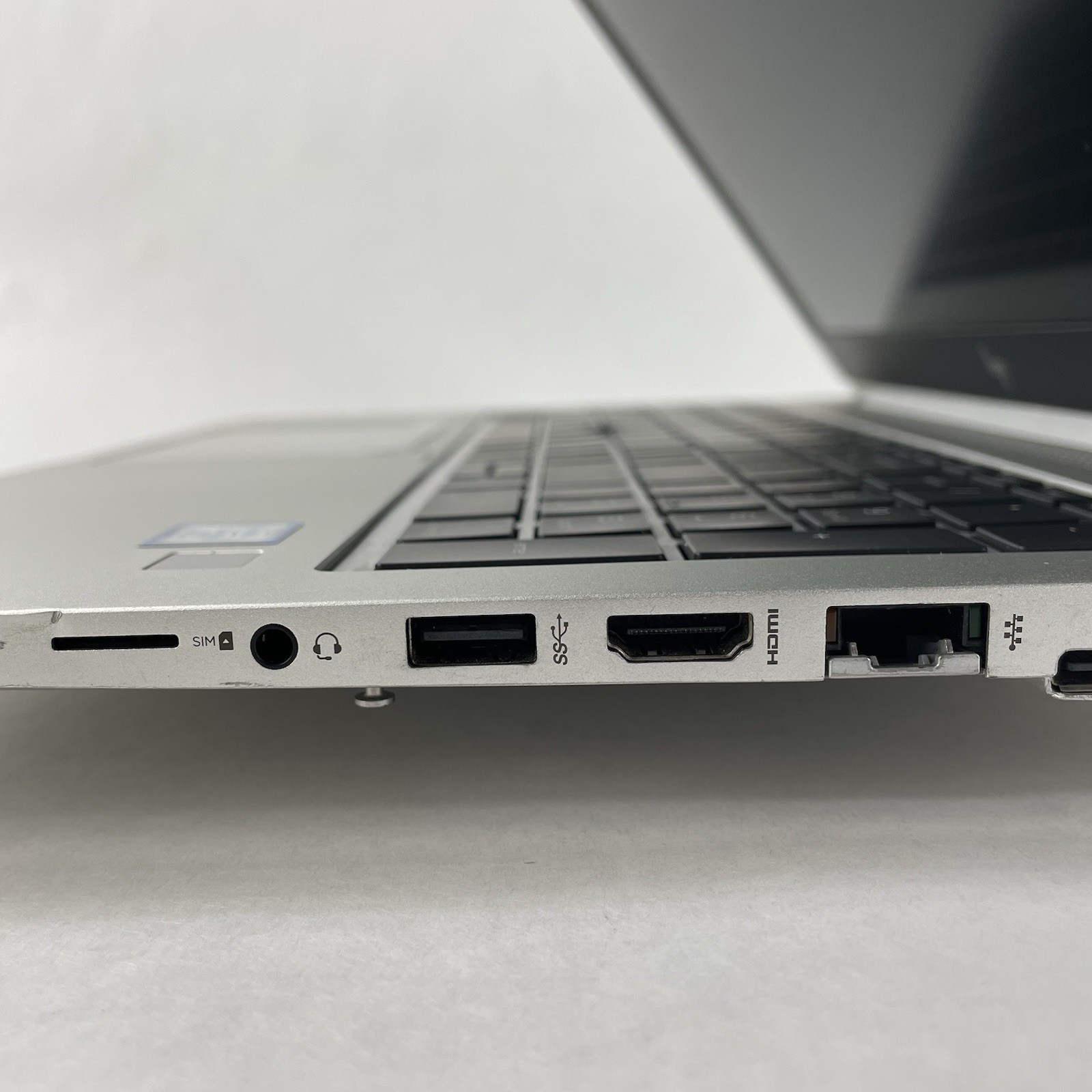 HP EliteBook 850 G6 15.6″ i5-8365U 1.60 GHz 8 GB RAM No SSD/OS/AC/Battery
