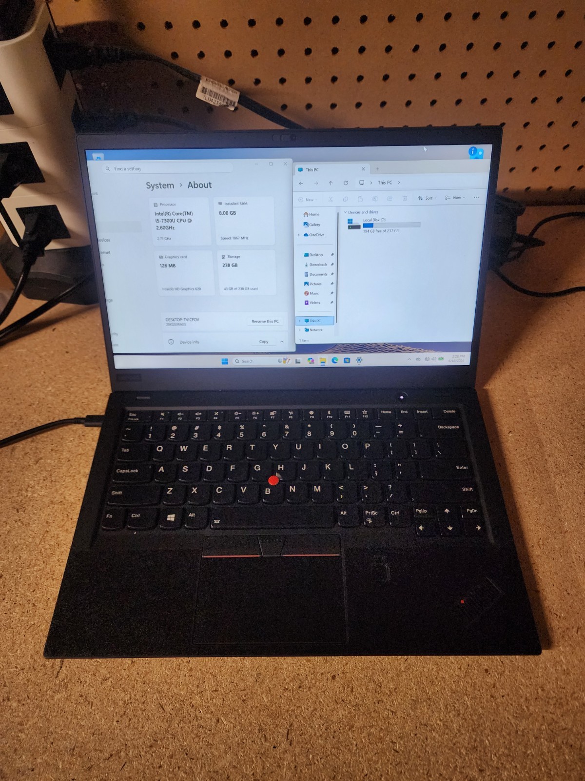 Lenovo ThinkPad X1 Carbon Gen 6 i5-7300U 8GB RAM 256GB SSD Win 11 Pro
