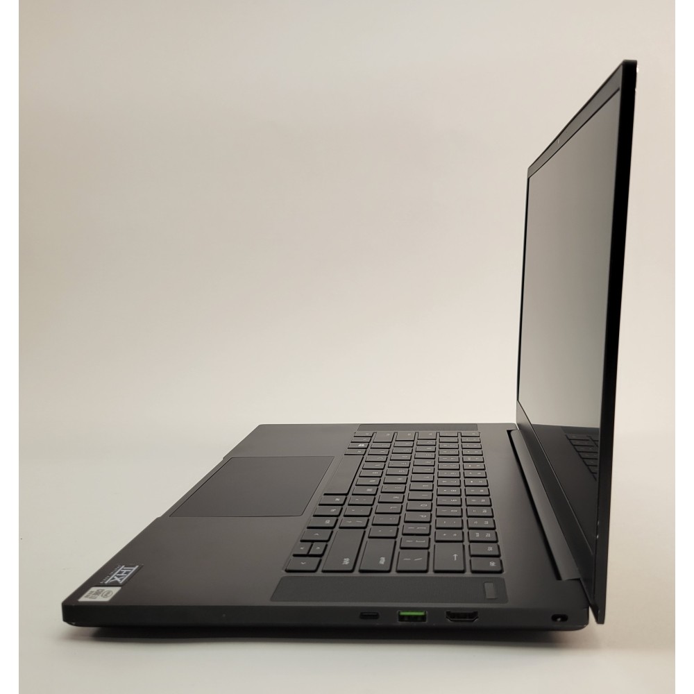 Razer Blade 15 Late 2020 15.6″, i7-10750H -32GB RAM- 1TB SSD