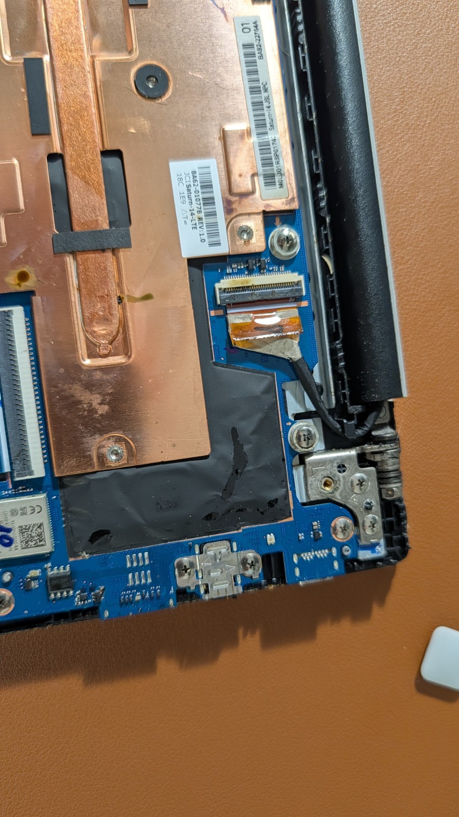 Samsung Galaxy Chromebook Go 14″ celeron *parts only* water damage