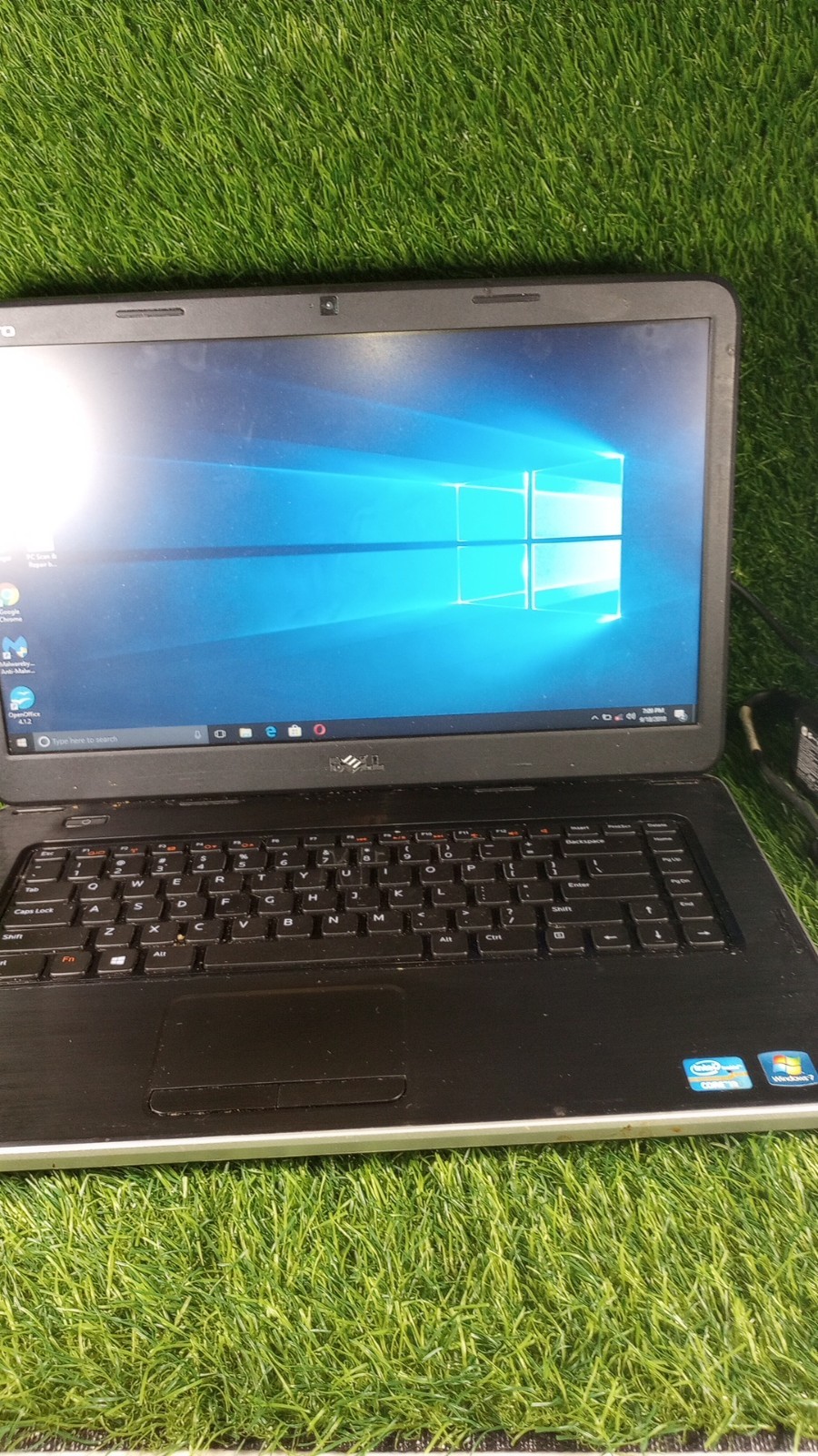DELL VOSTRO 3500 PC Laptop INTEL CORE I3 M 370 3GB 320GB SEE NOTES