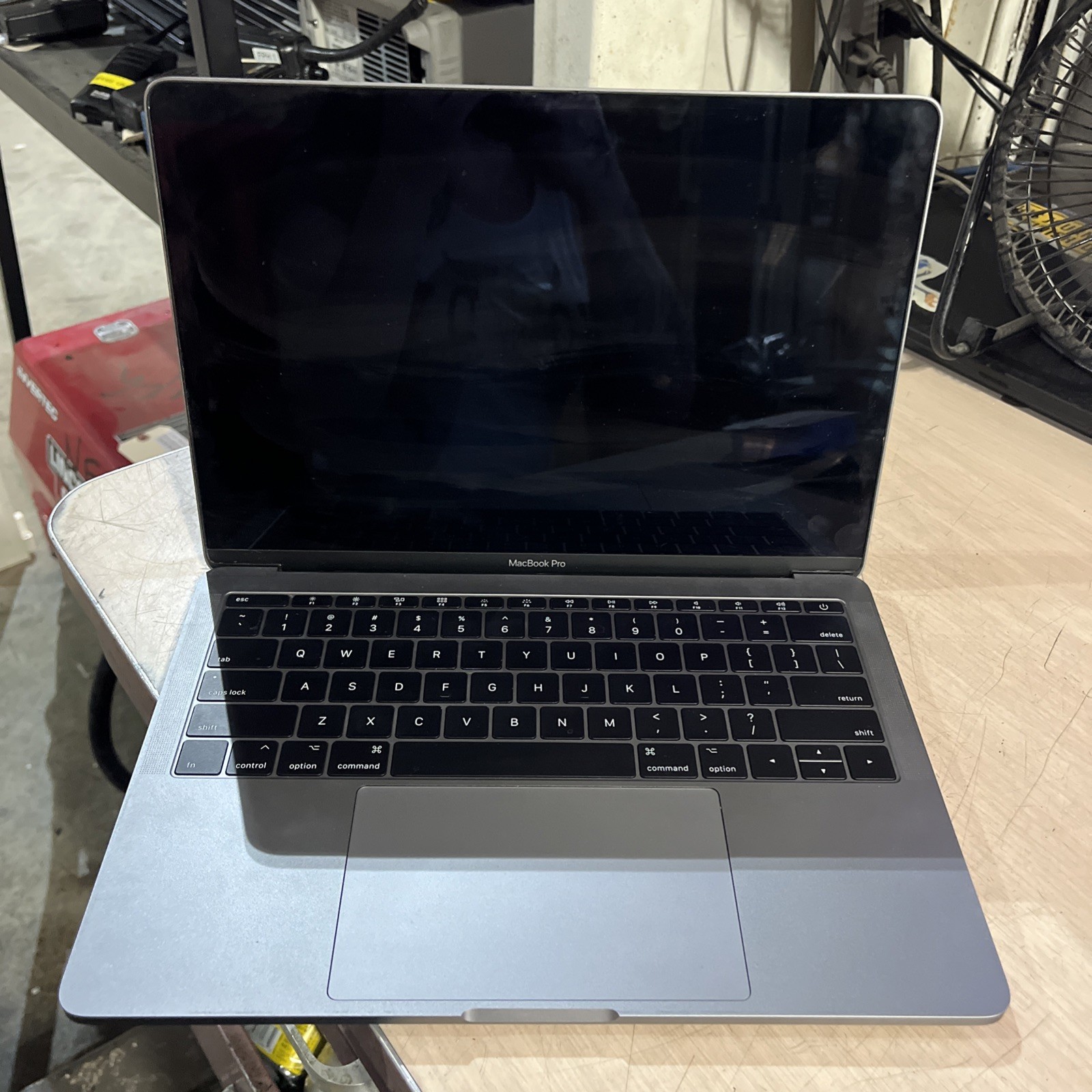 APPLE MACBOOK PRO 13″ MID-2017 CORE I5-7360U 2.3GHZ 8GB RAM NO HD