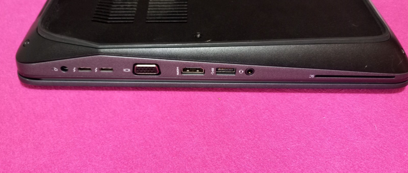 HP ZBook 17 G3 laptop E3-1535M 2.9-3.8Ghz 32GB 512GB NVIDIA P3000 Touchscreen