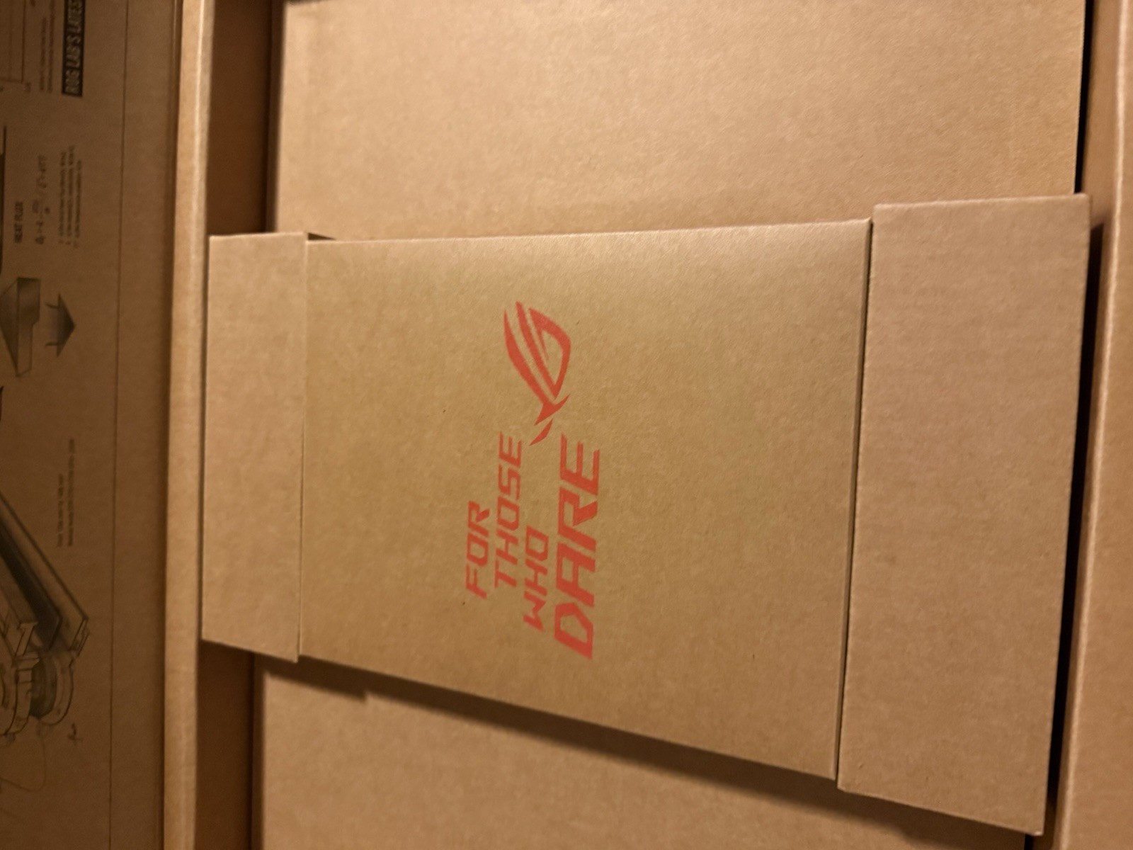ASUS ROG Strix 16in i9 16GB 1TB SSD RTX 2560×1600 Gaming Laptop+Chg