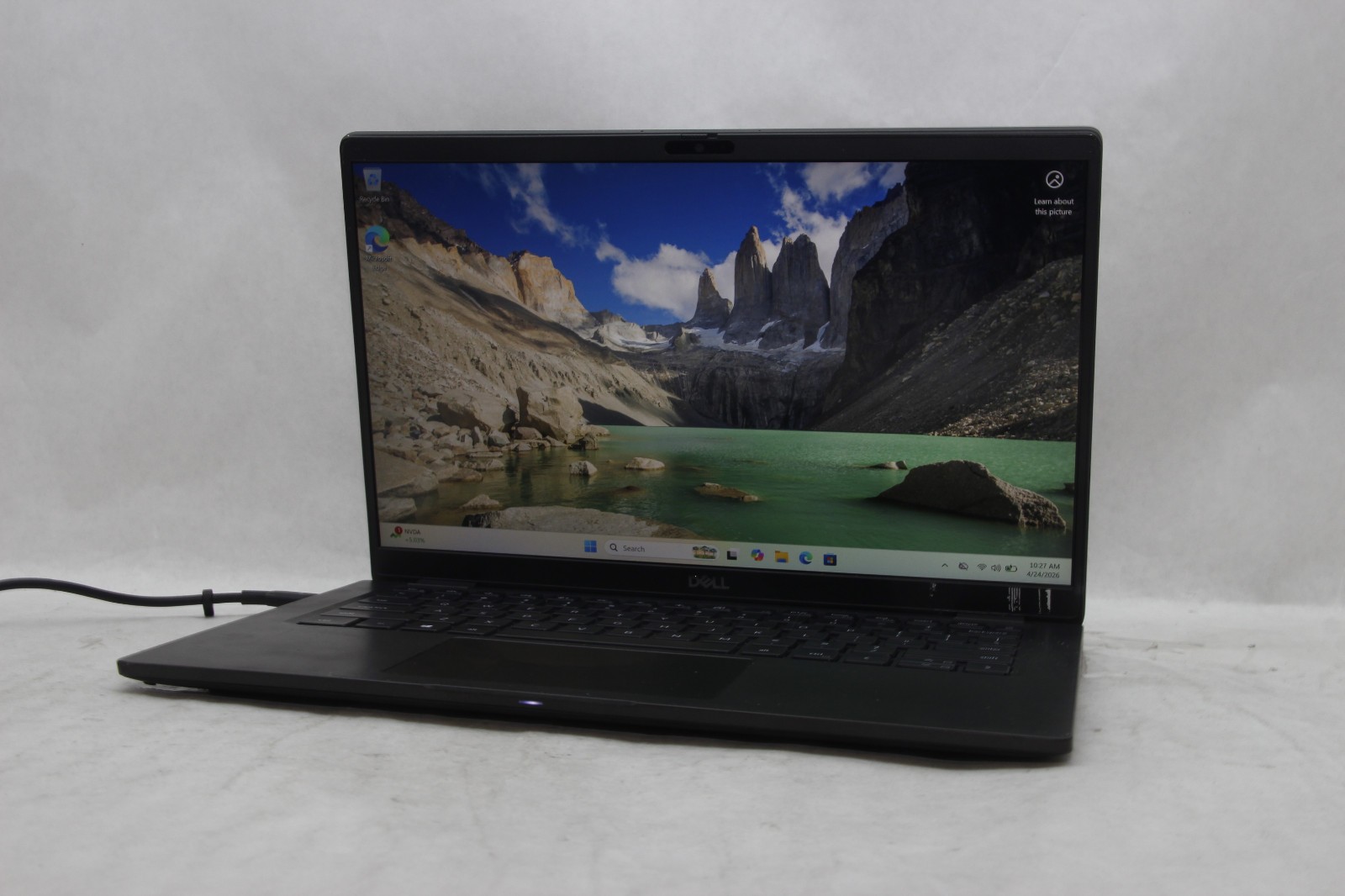Dell Latitude 7410 14″ Laptop i5-10310U 8 GB RAM 256 GB SSD Win 11 No Charger