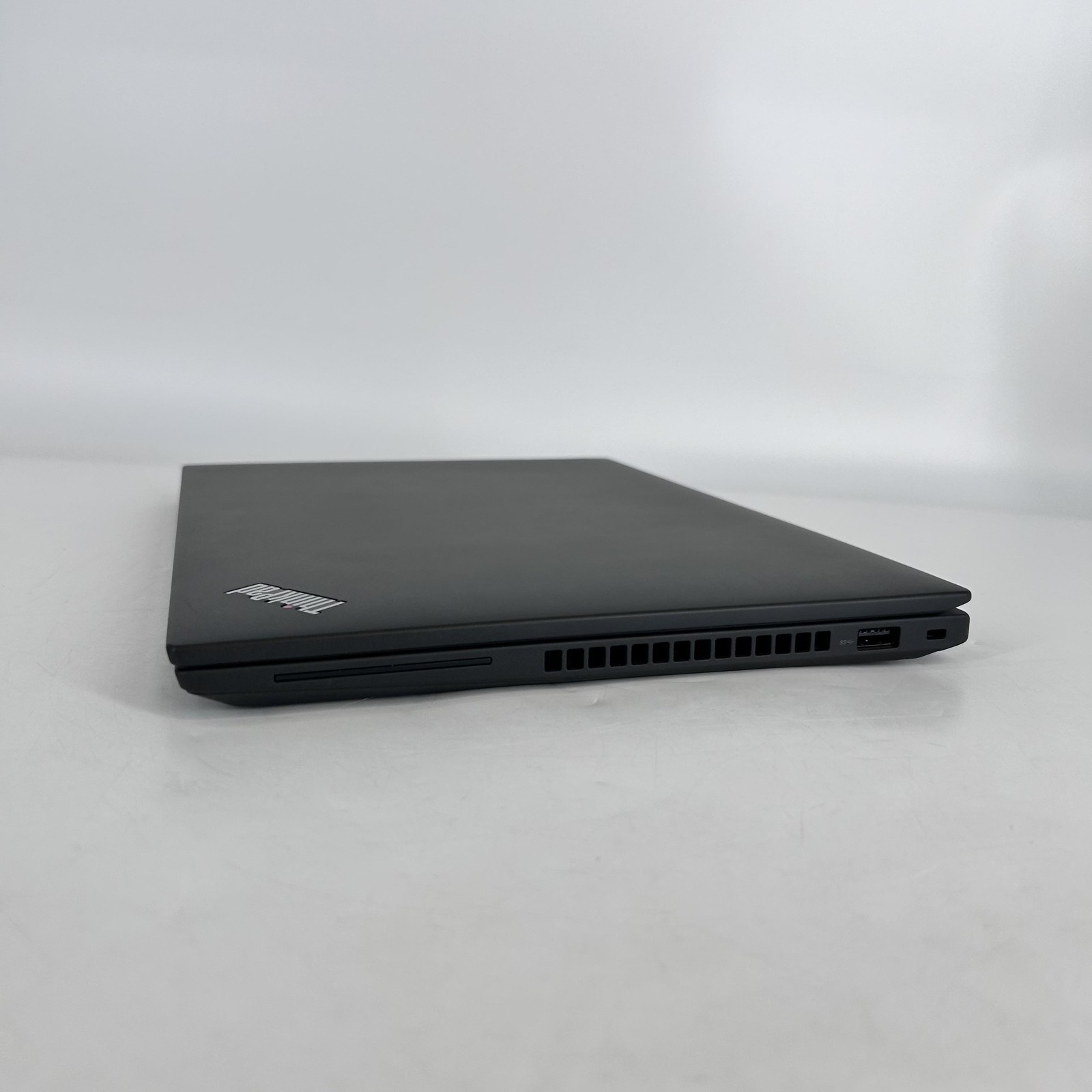 Lenovo ThinkPad T14 Gen 3 Black FHD+ 2.1 GHz i7-1260P 16GB 512GB SSD Good