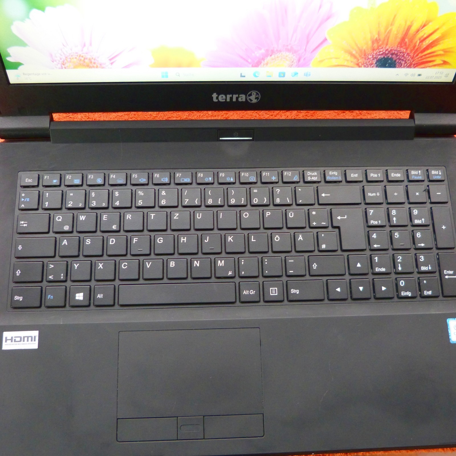 Terra 1543 15-inch Business | HEXA 6-core | SSD | Windows 11 Pro | 16GB RAM…