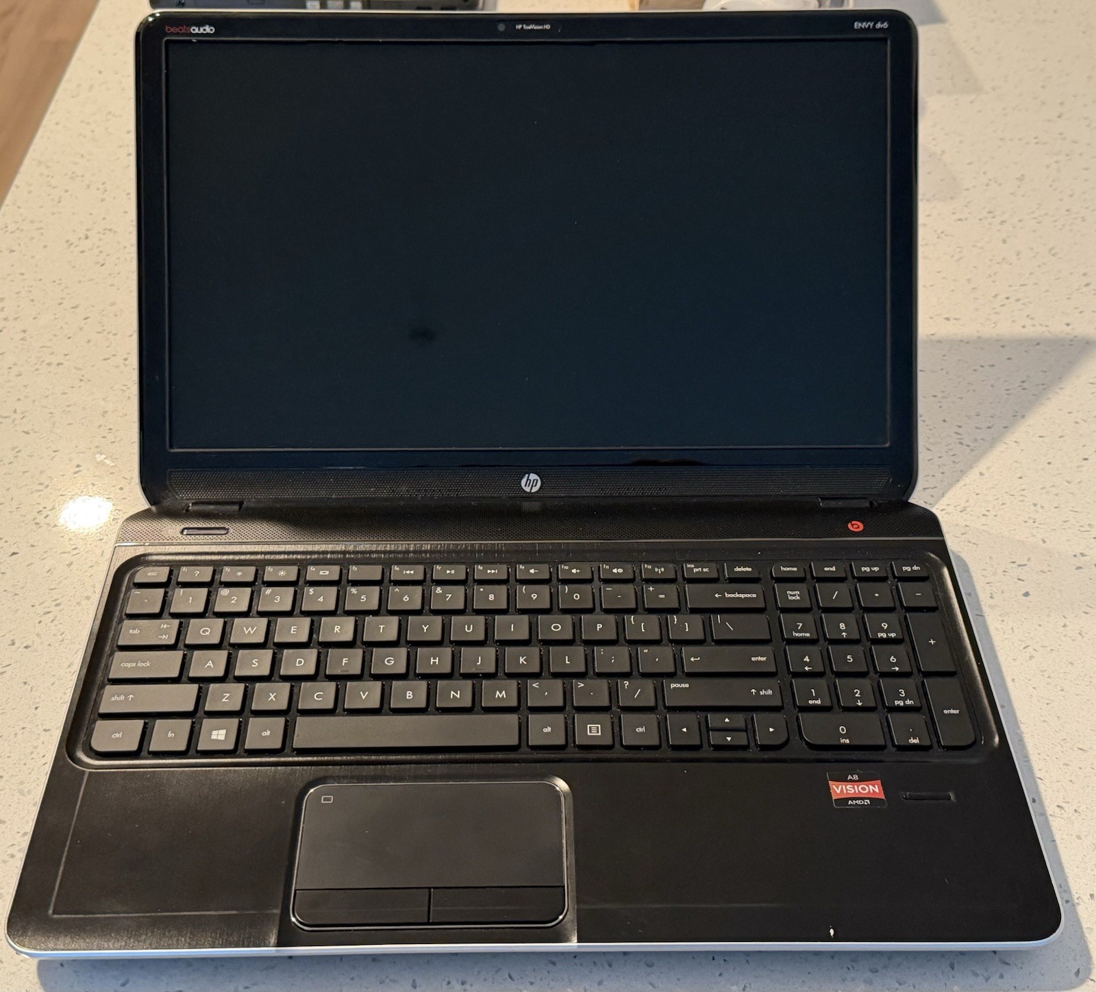 HP ENVY dv6 Notebook AMD A8-4500 1900MHz 16GB
