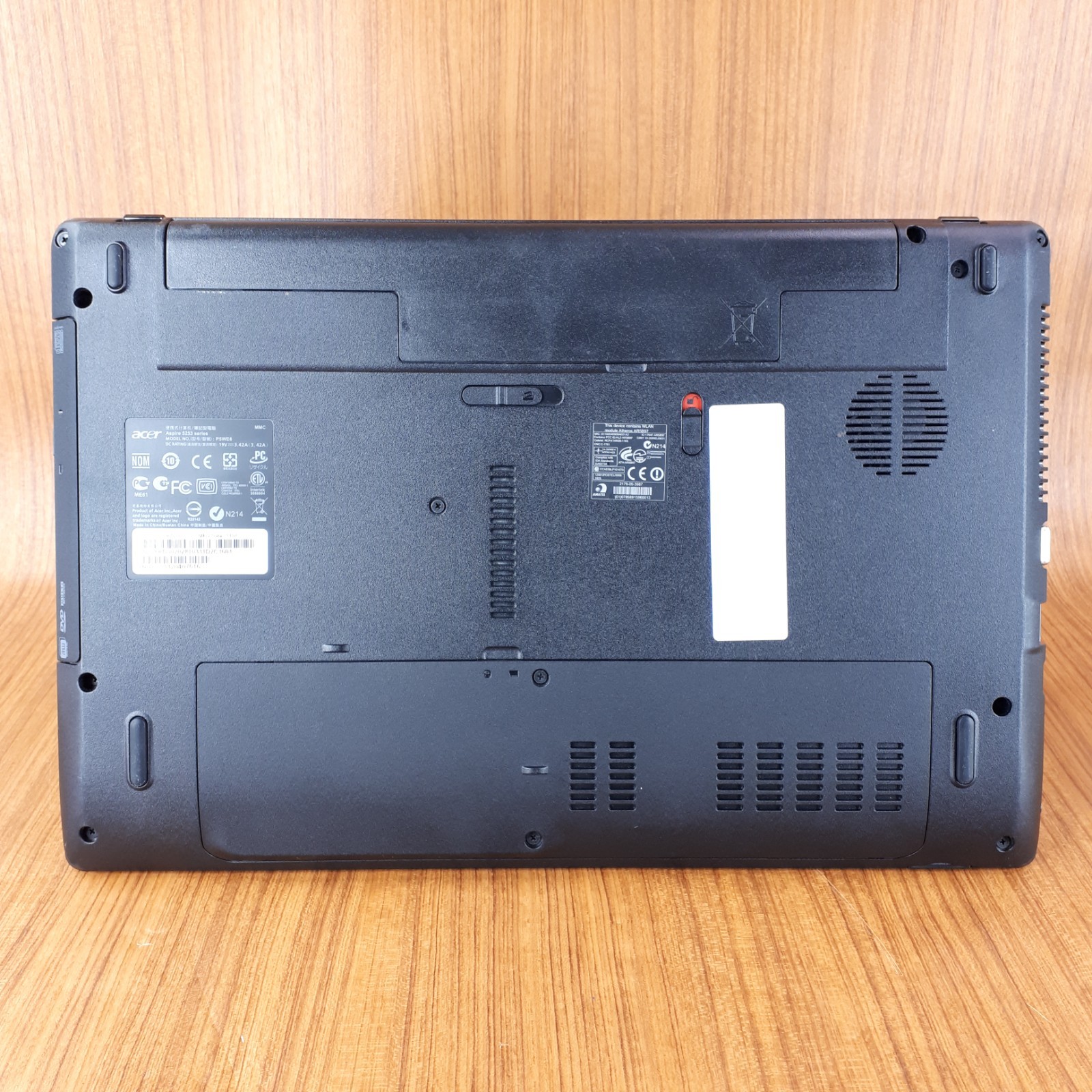 Acer Aspire 5253-BZ489 P5WE6 15.6″ Laptop AMD C50 3GB RAM 320GB Boots/Bios H3906