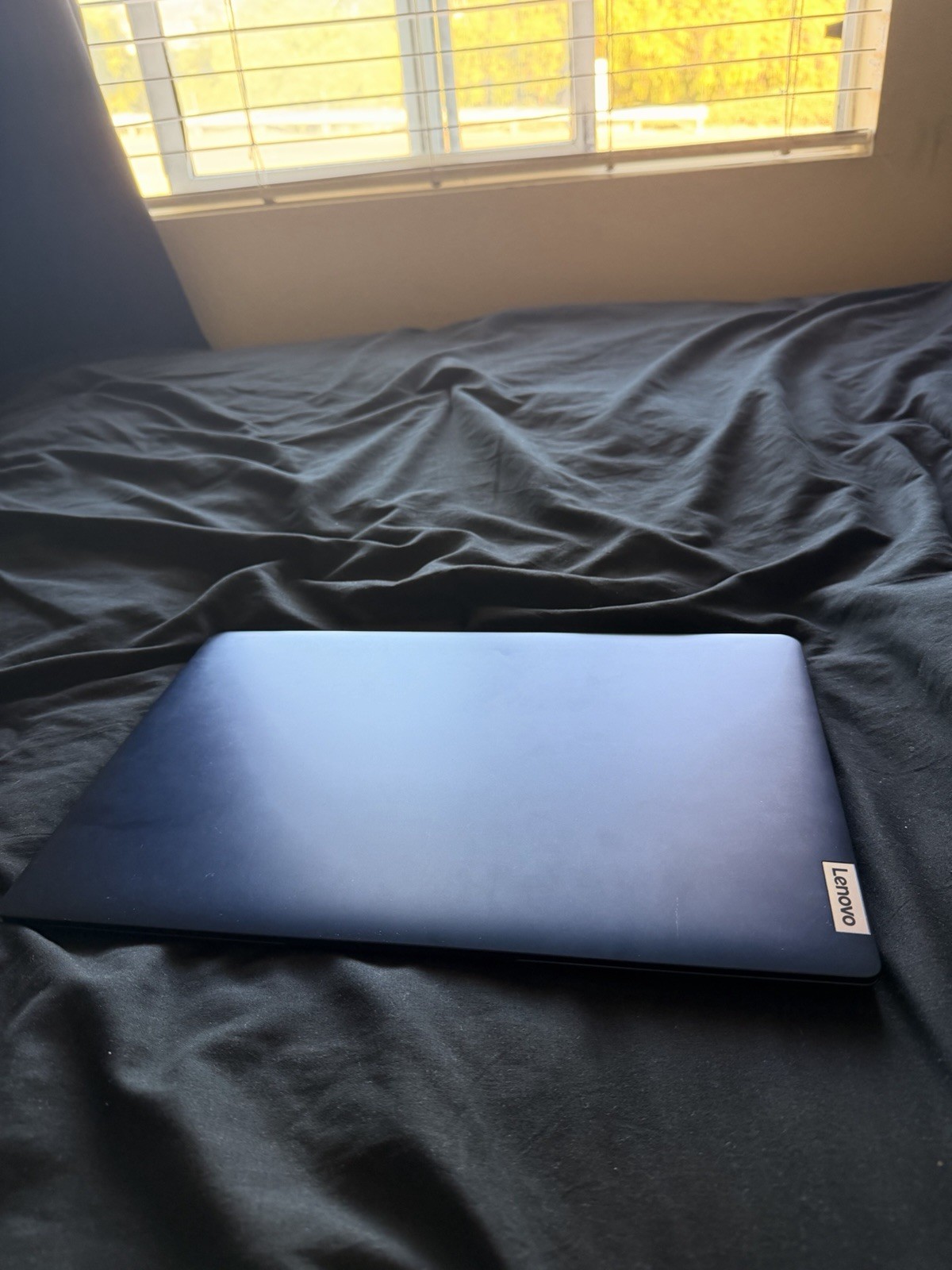 Lenovo IdeaPad 1 15AMN7 Laptop – Ryzen 5 7520U / 16GB RAM / 256GB SSD / Win 11