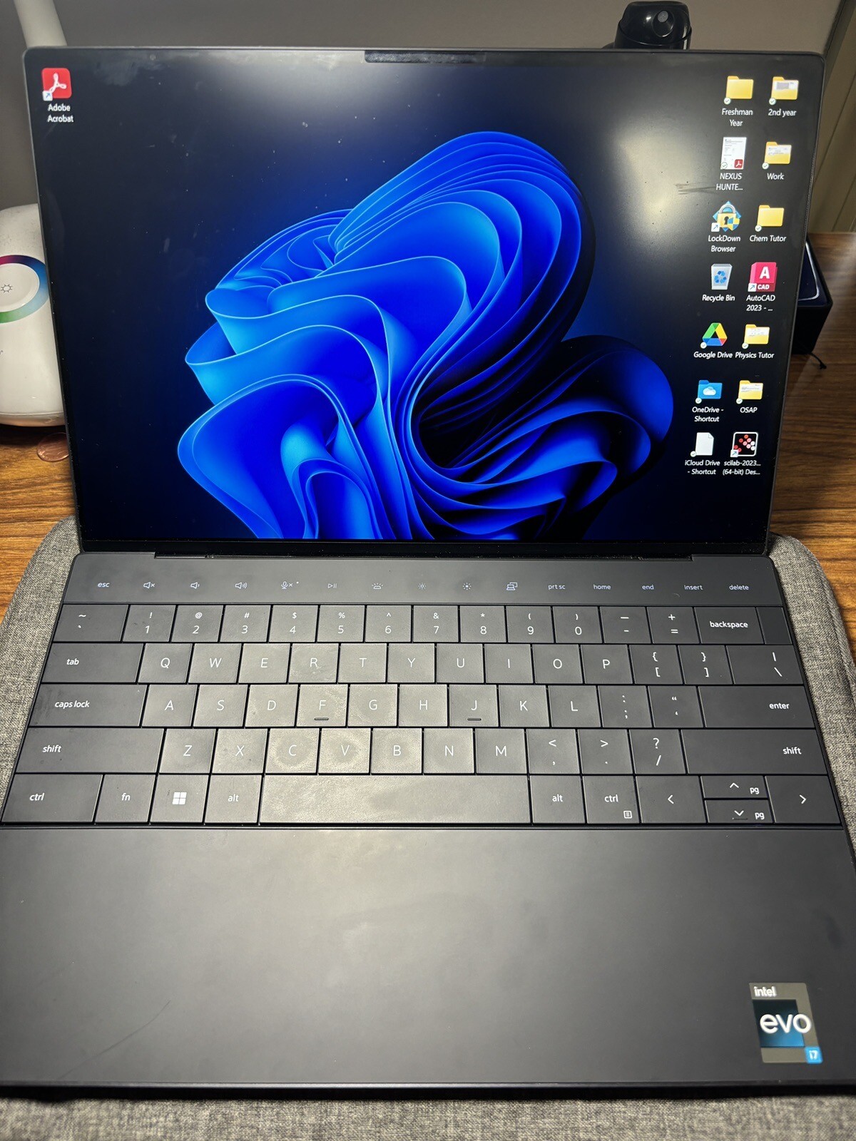 Dell XPS 13 9320 13.4″ (512 GB SSD, i7-1260P, 4.70GHz, 16GB RAM) Laptop – Silver