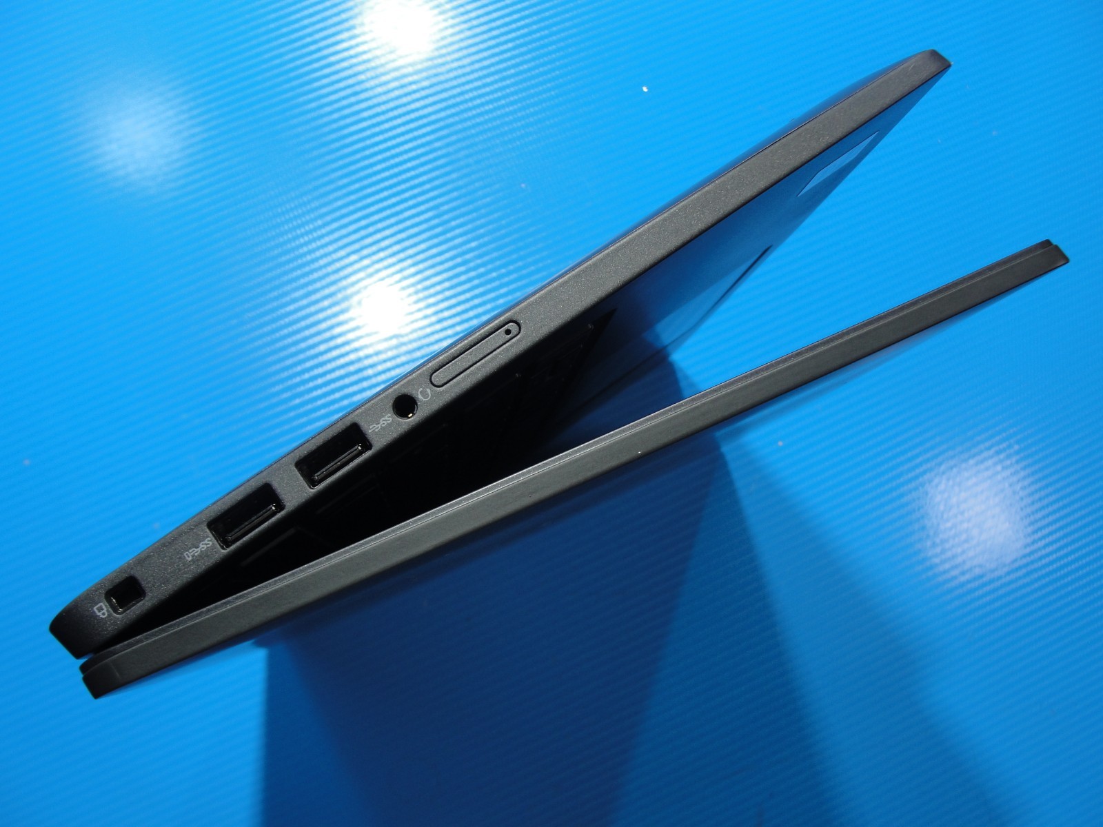 Dell Latitude 7410 14″FHD TOUCH i7-10610U 1.8GHz 16GB RAM 512GB SSD vPRO +PA