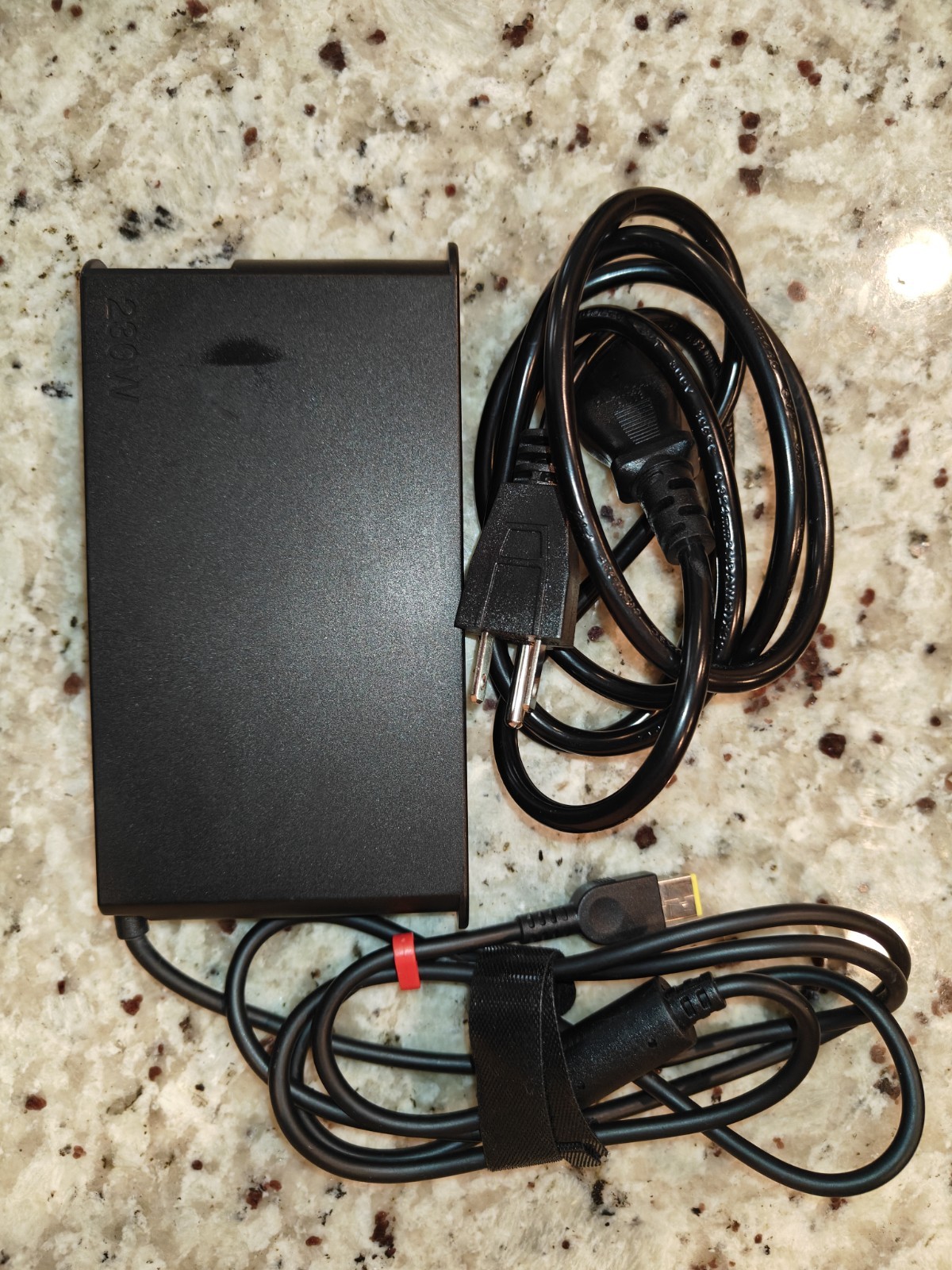Lenovo Yoga Pro 9i Aura Edition 16″ 2.8K 120Hz OLED TOUCH Ultra 9 32GB 1TB SSD