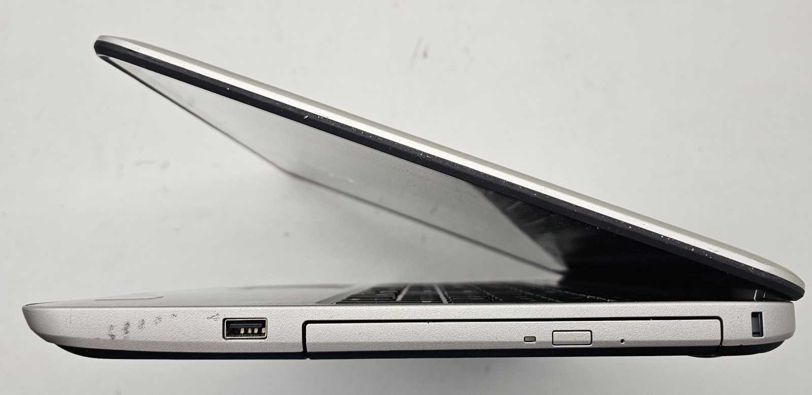 Dell Inspiron 5537 15.6″ Touch Laptop Intel Core i5-4200U 4GB Ram NO HD/OS (FL)