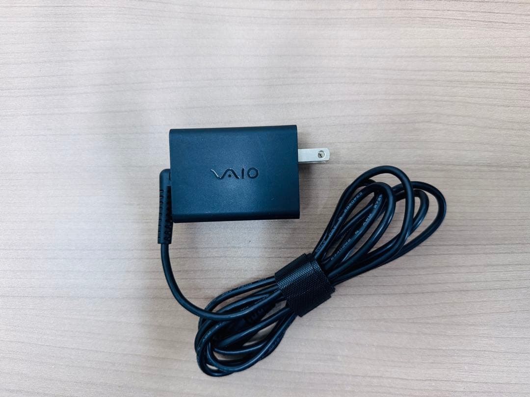 VAIO Pro PK VJPK22 i5-1235U Iris Xe 16GB 256GB 14″ FHD Win 11 Ultra-Lightweight