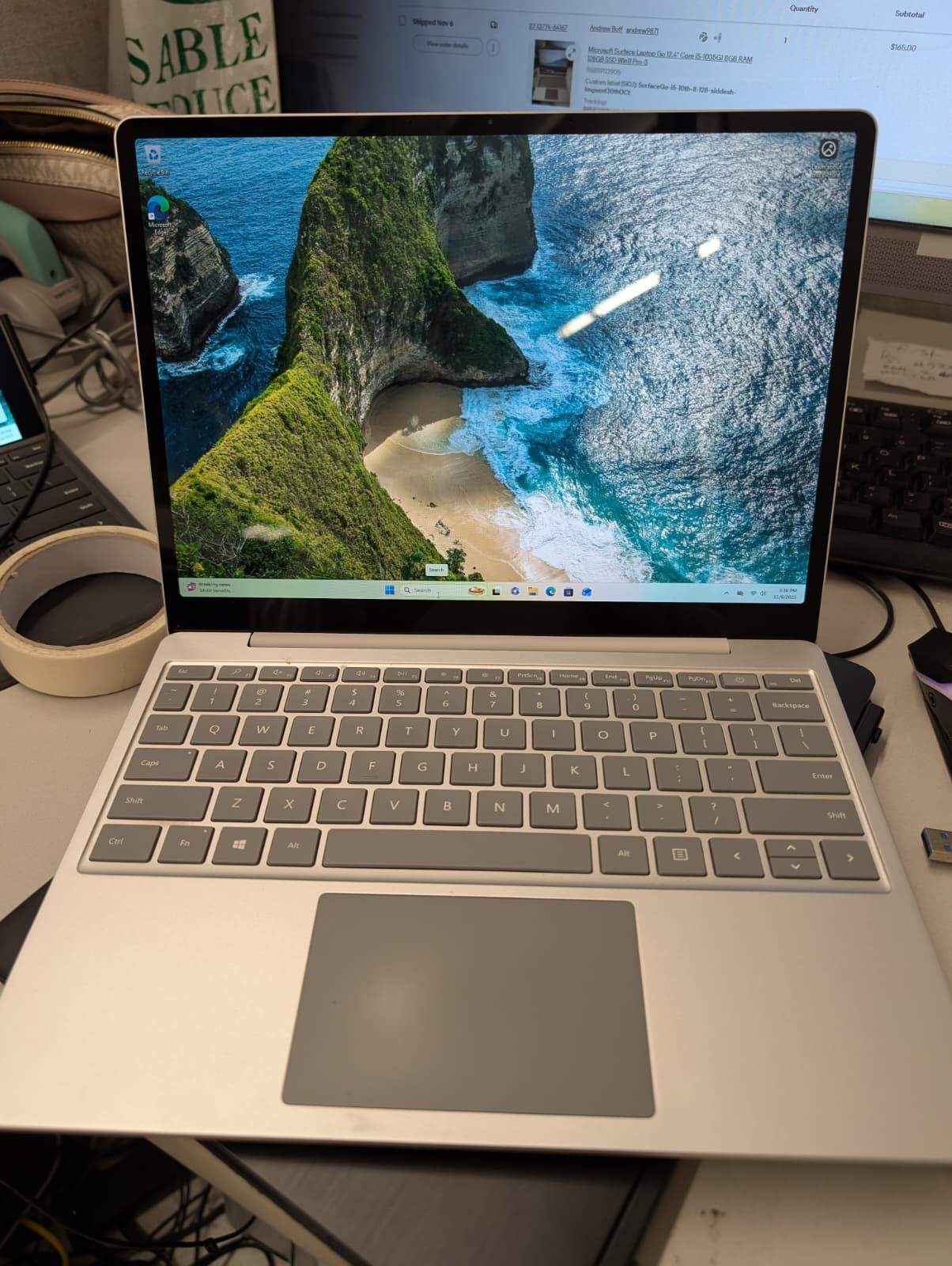 Microsoft Surface Laptop Go 12.4″ Core i5-1035G1 8GB RAM 128GB SSD Win11 Pro-3