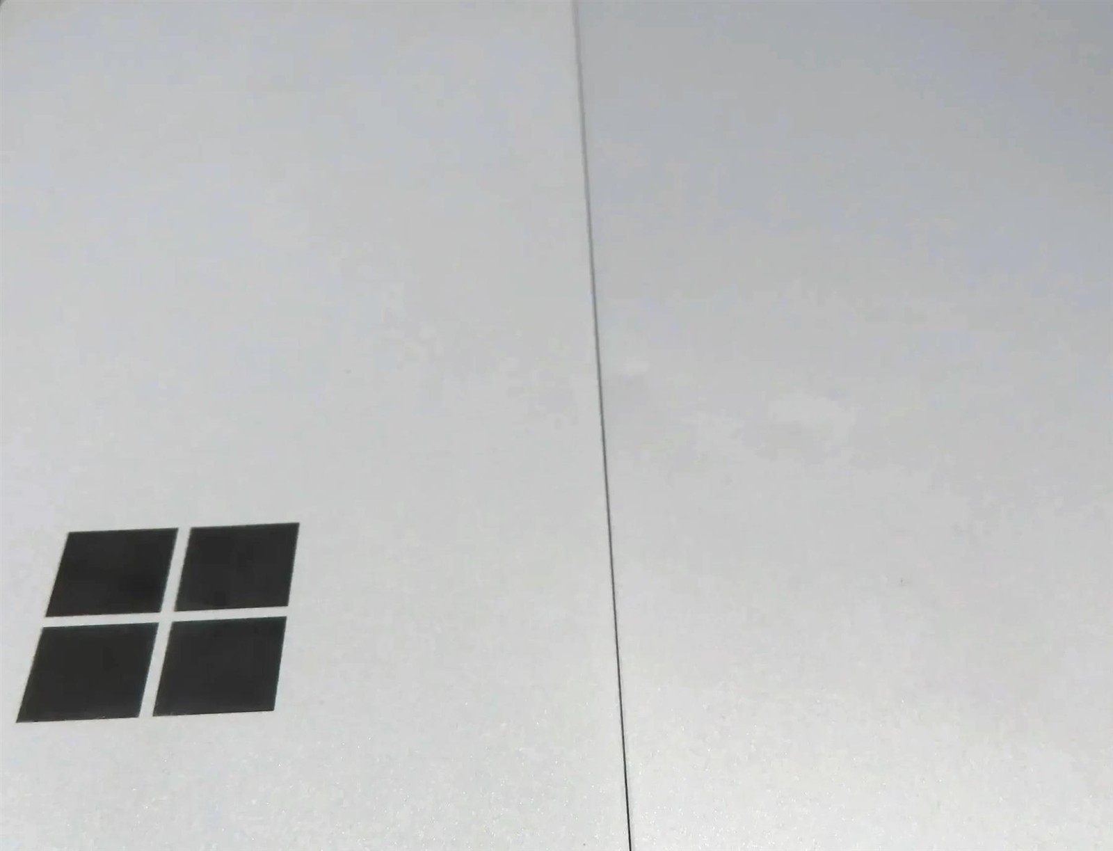Microsoft Surface Pro 7 1866 Core i5-1035G4 1.10GHz 8GB 128GB Win 10 Home