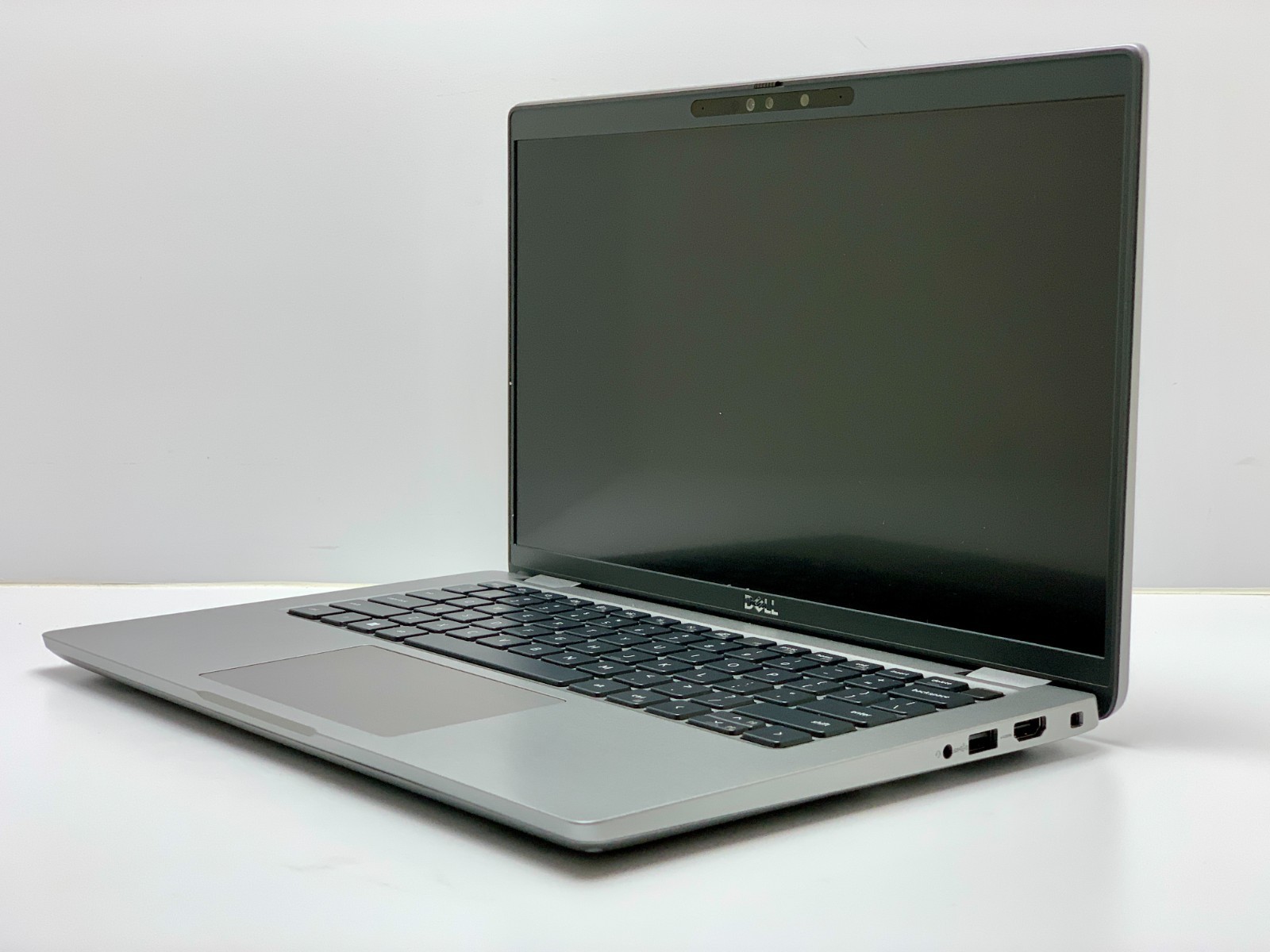 Dell Latitude 5440 | i7-1365U | 32GB RAM | 512GB NVMe | LINUX